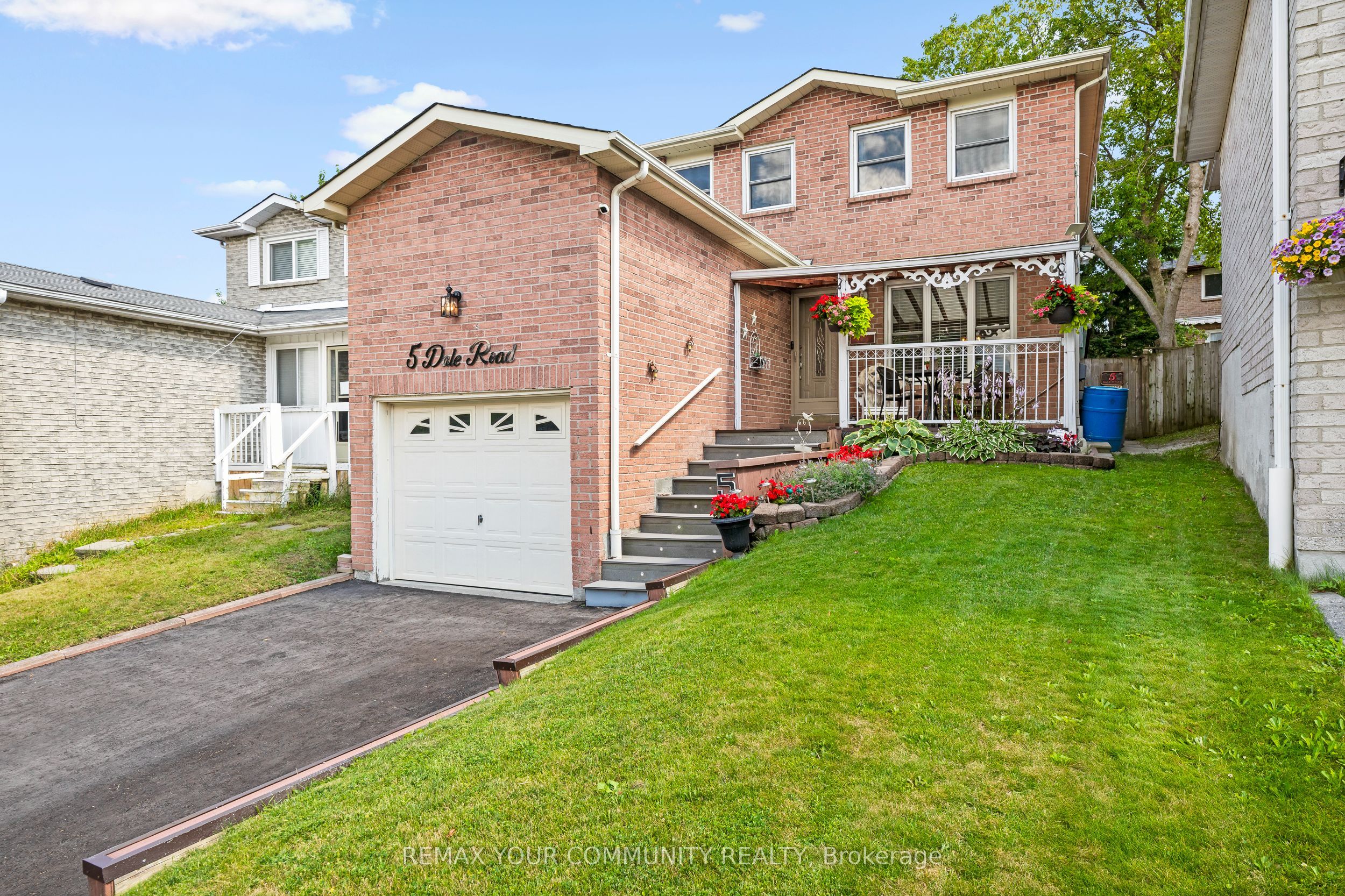 5 Dale Road, Ajax, ON L1S 5W4 photo 3