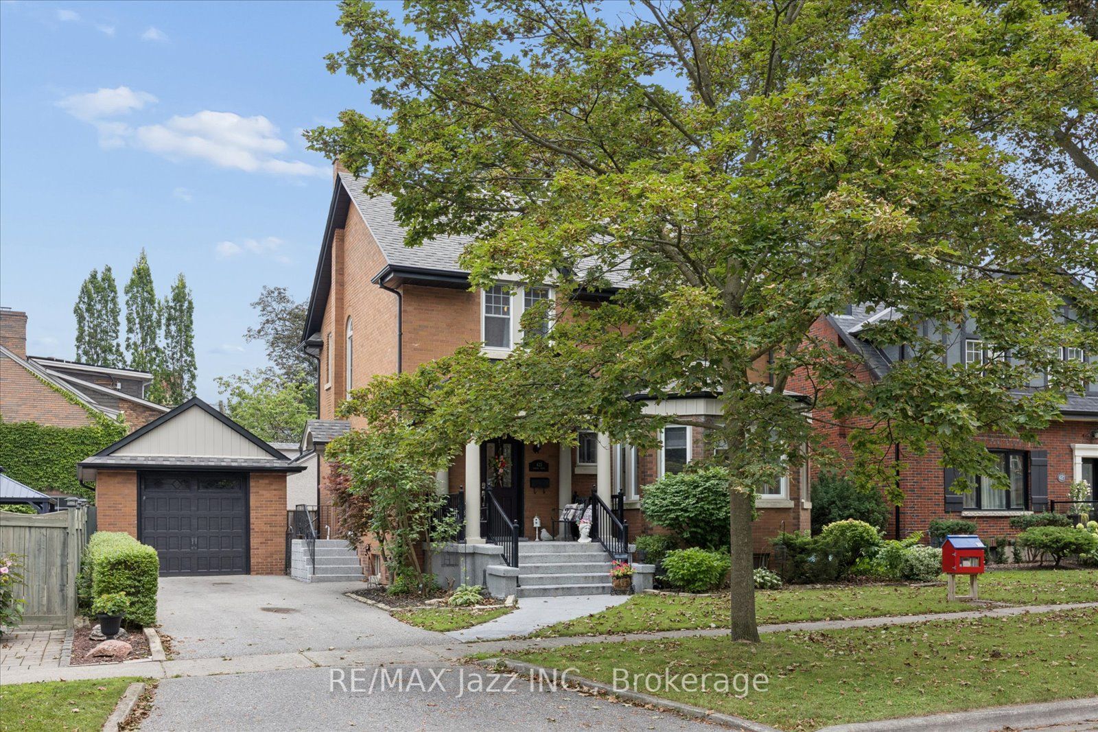 425 Masson Street, Oshawa, ON L1G 4Z7 photo 2