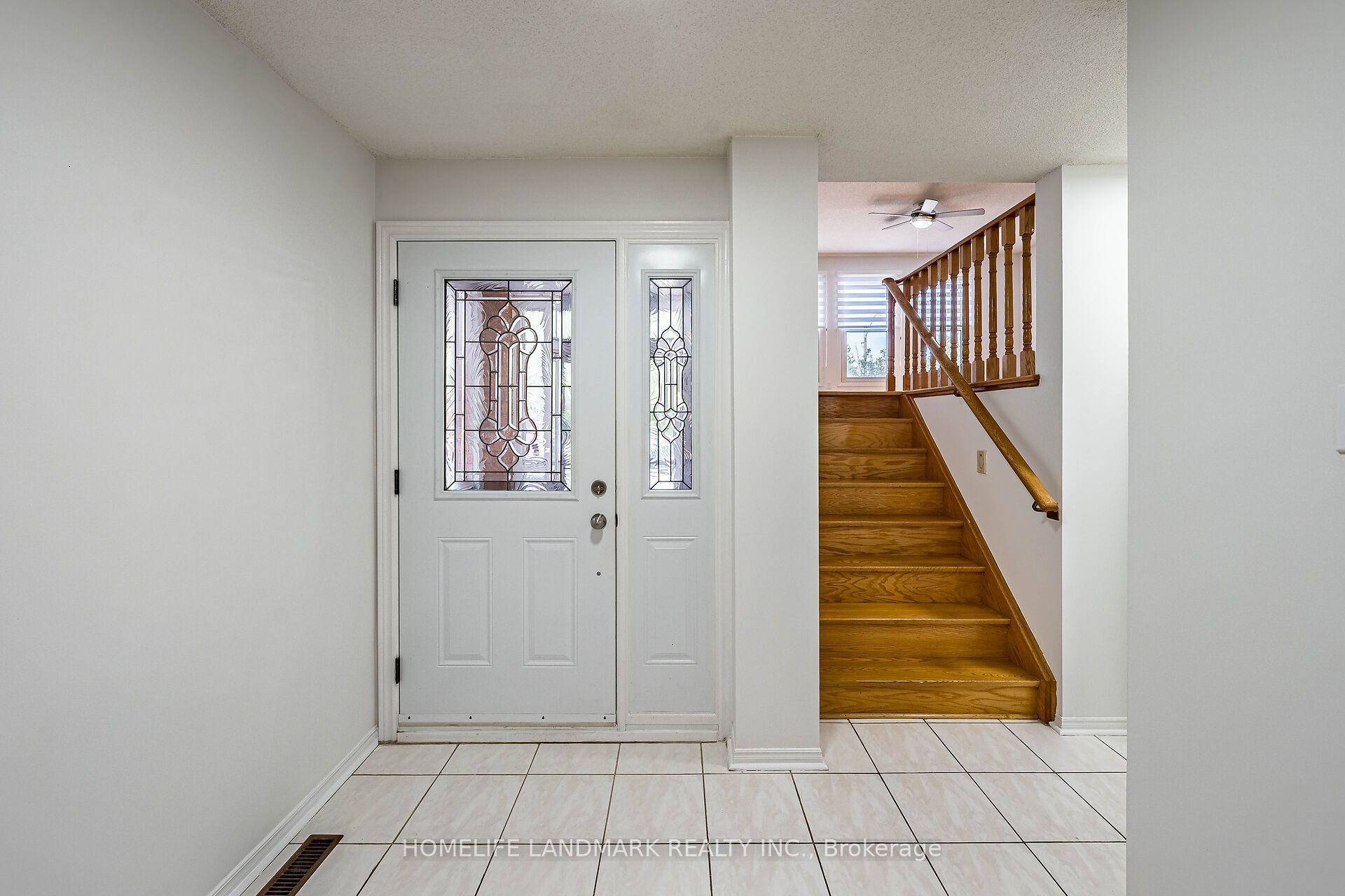 62 Danjohn Crescent, Toronto, ON M1V 3N4 photo 4