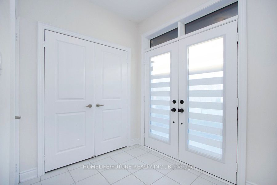 1359 Klondike Drive Main & 2nd Floor, Oshawa, ON L1L 0T2 photo 2