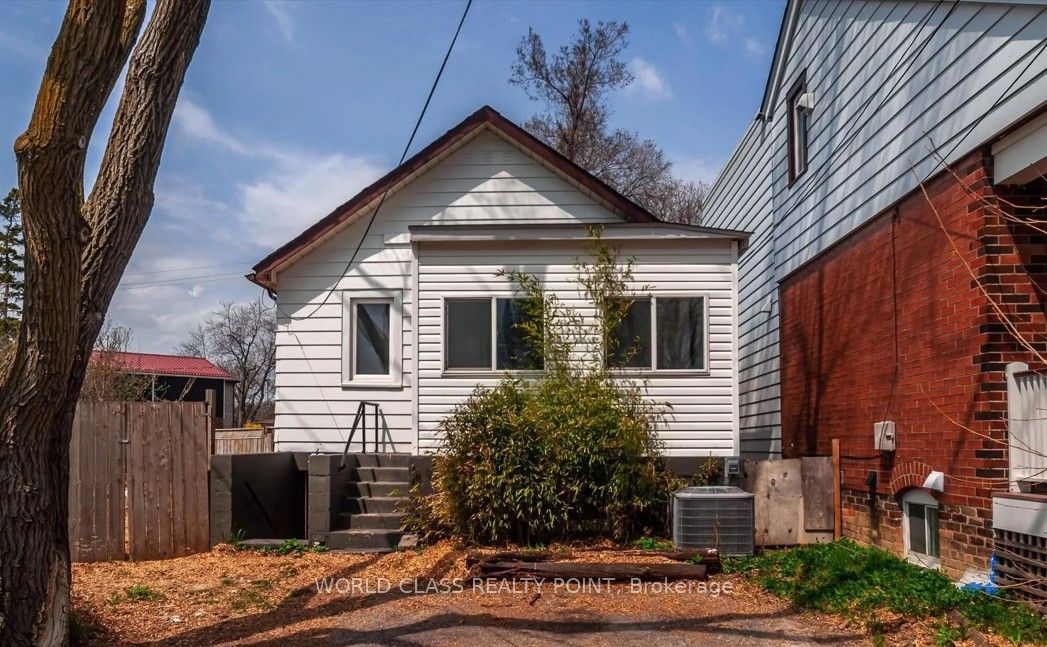1 Mcintosh Street, Toronto, ON M1N 3Y3 photo 3