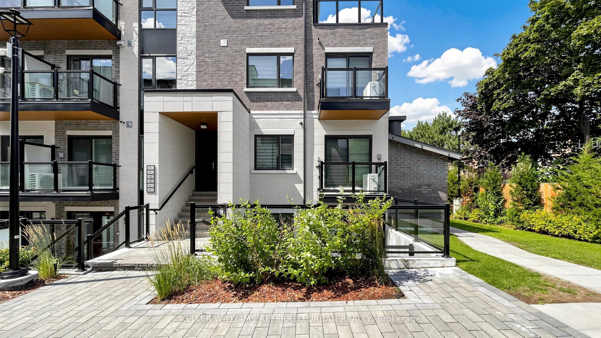 50 Morecambe Gate B209, Toronto, ON M1W 0A9 photo 2