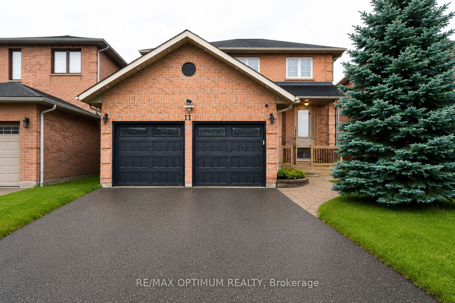 11 Murkar Crescent, Whitby, ON L1N 8Y4