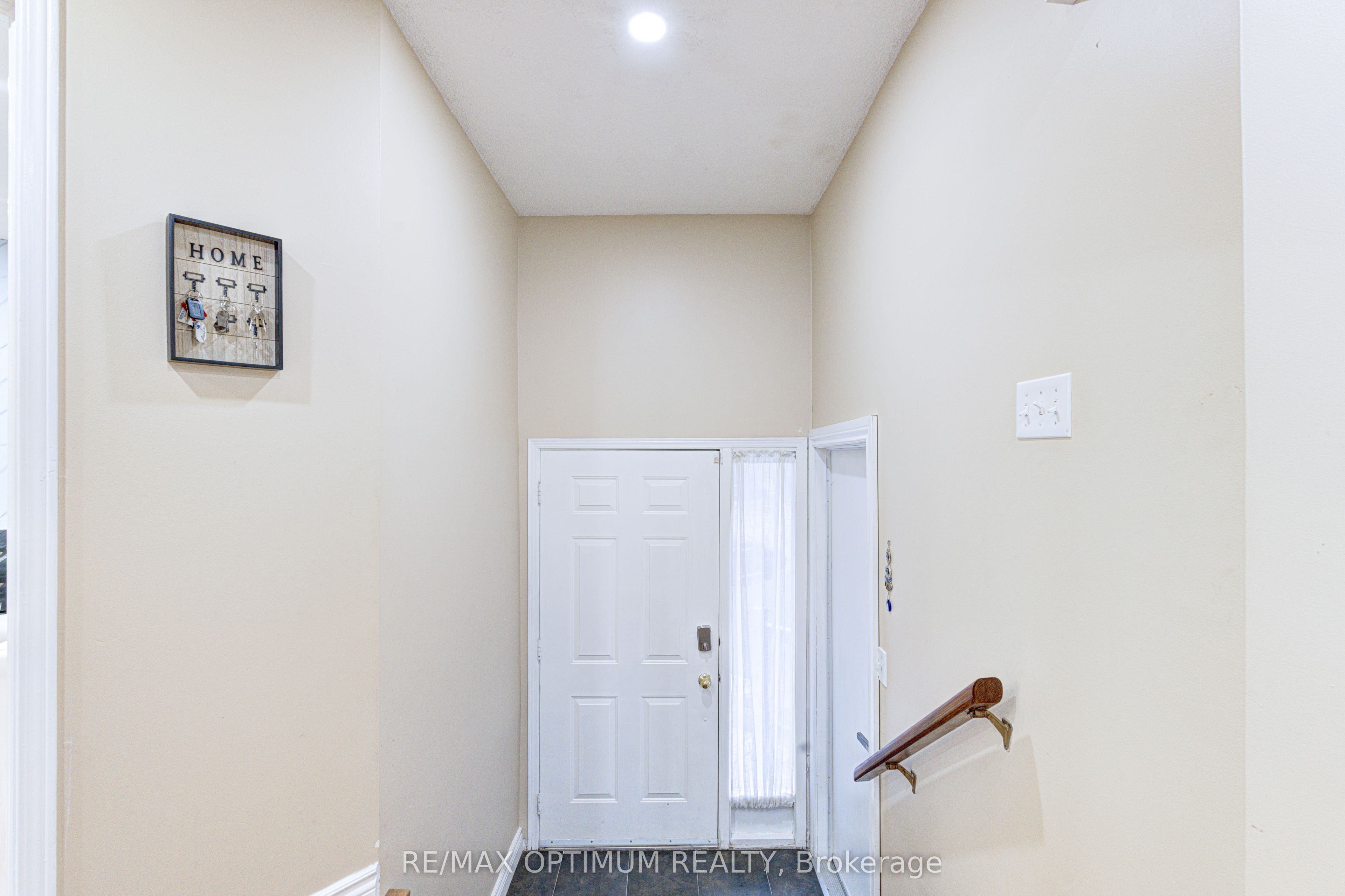 11 Murkar Crescent, Whitby, ON L1N 8Y4 photo 5