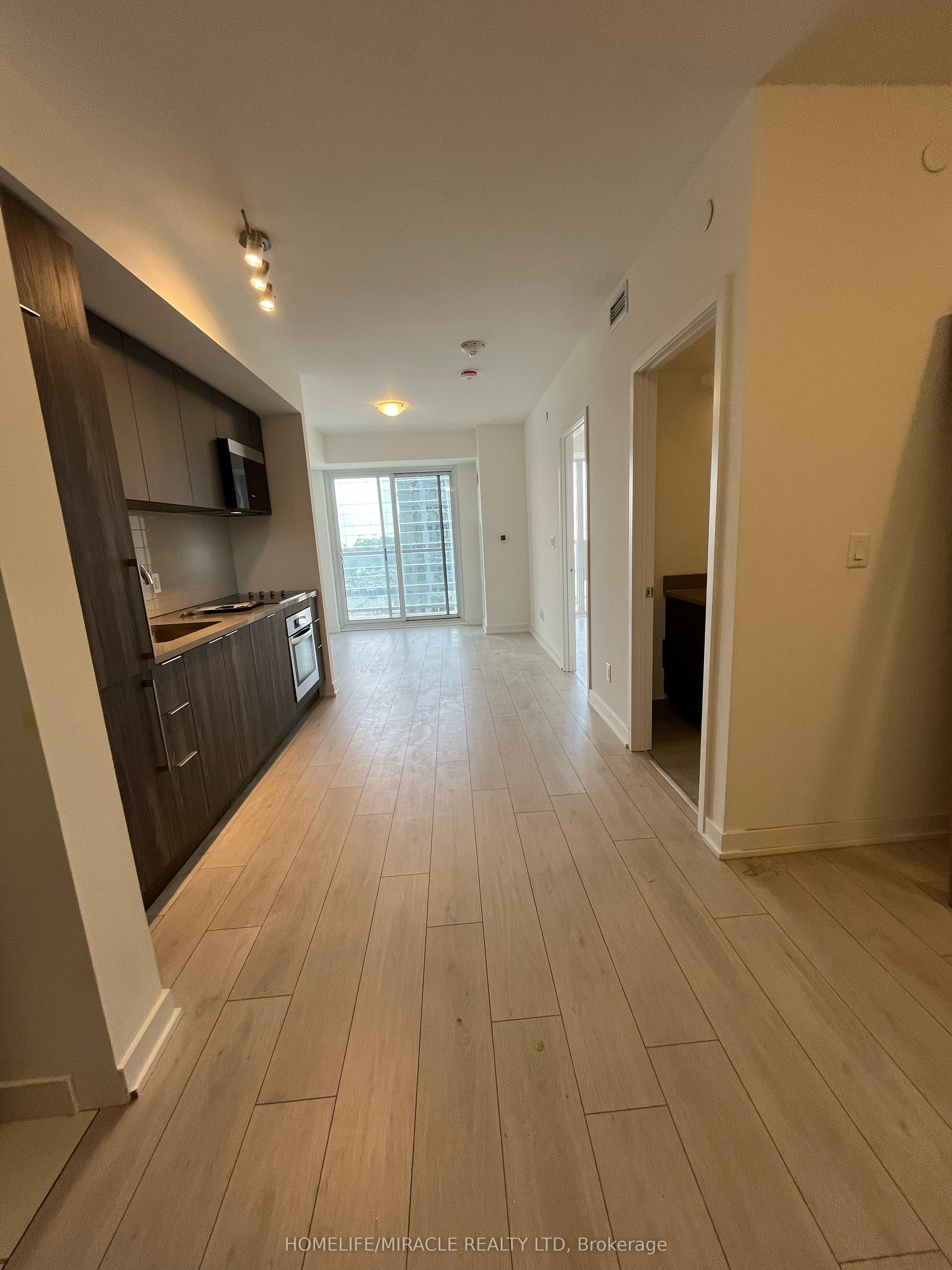 2031 Kennedy Road N 1620, Toronto, ON M1T 0B8 photo 2