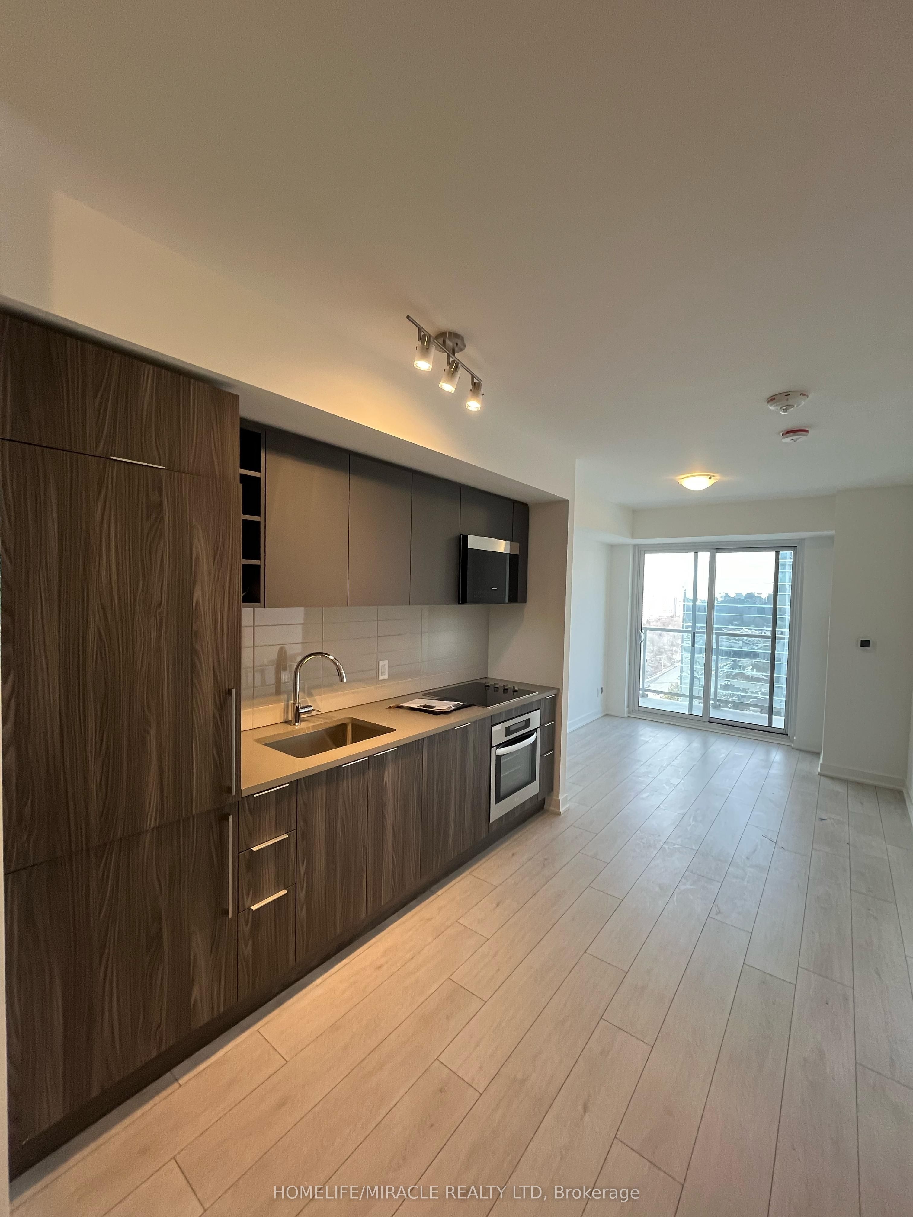 2031 Kennedy Road N 1620, Toronto, ON M1T 0B8 photo 3