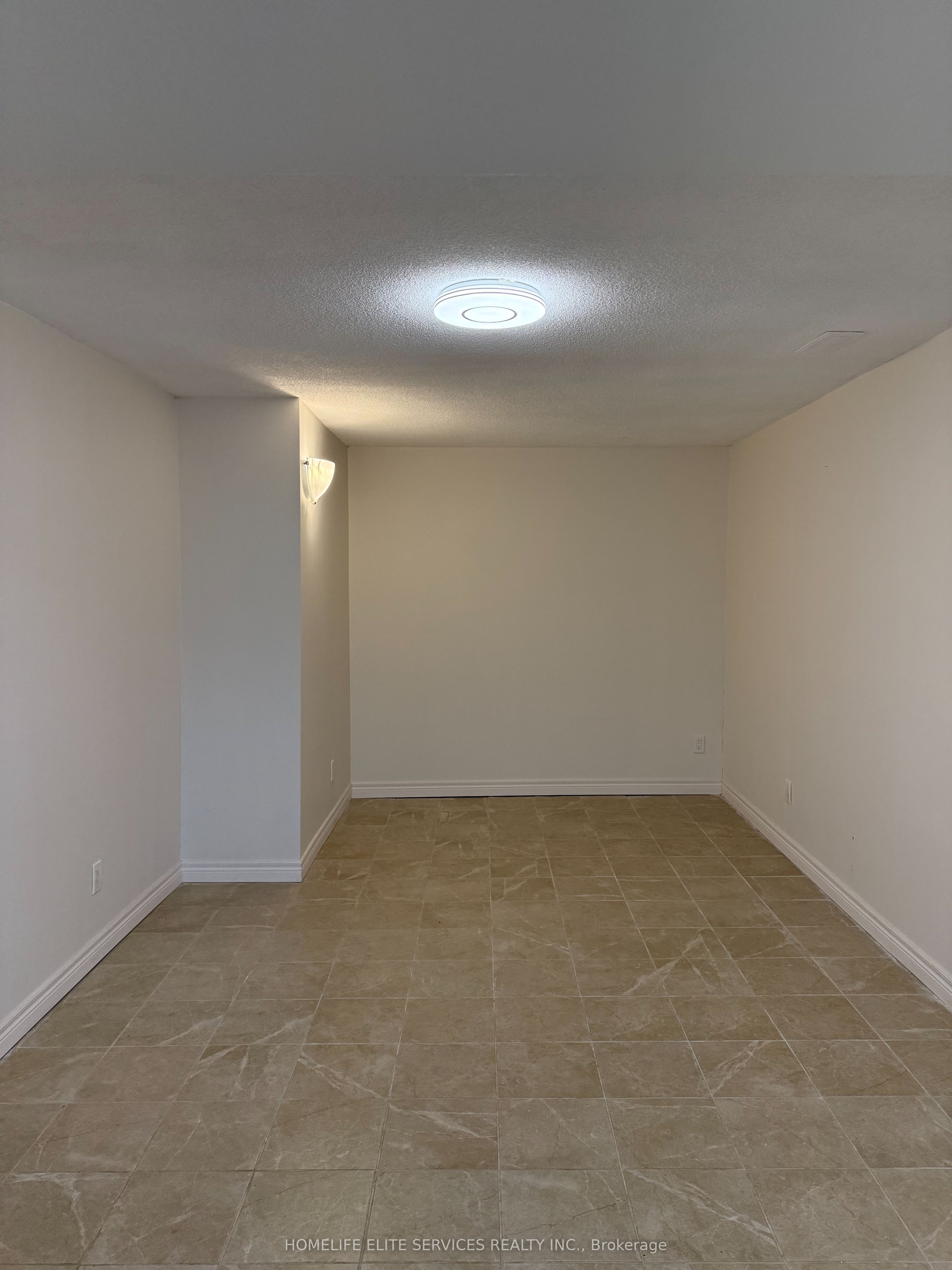 32 Heaver Drive, Whitby, ON L1N 8X2 photo 3