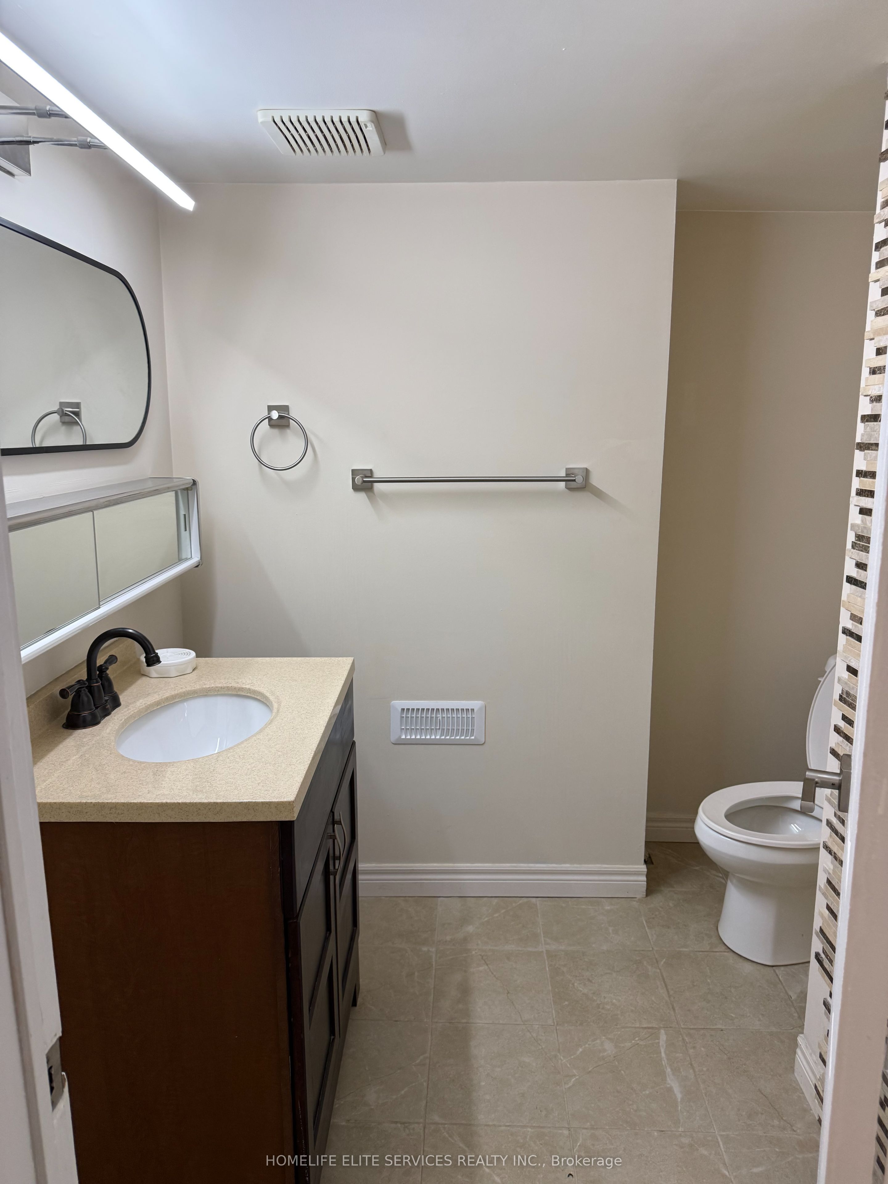 32 Heaver Drive, Whitby, ON L1N 8X2 photo 5