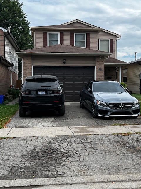 49 Dobson Drive, Ajax, ON L1S 5G4