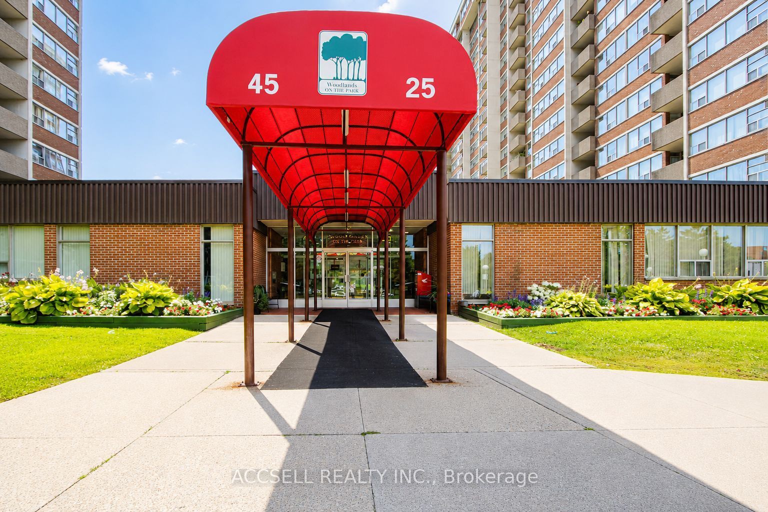 45 silver springs Boulevard, Toronto, ON M1V 1R2