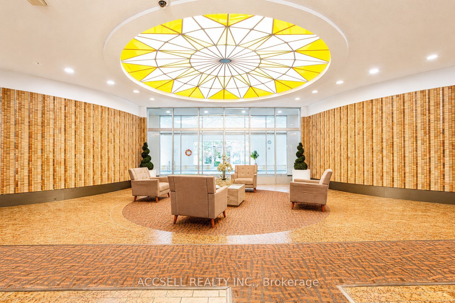 45 silver springs Boulevard, Toronto, ON M1V 1R2 photo 3