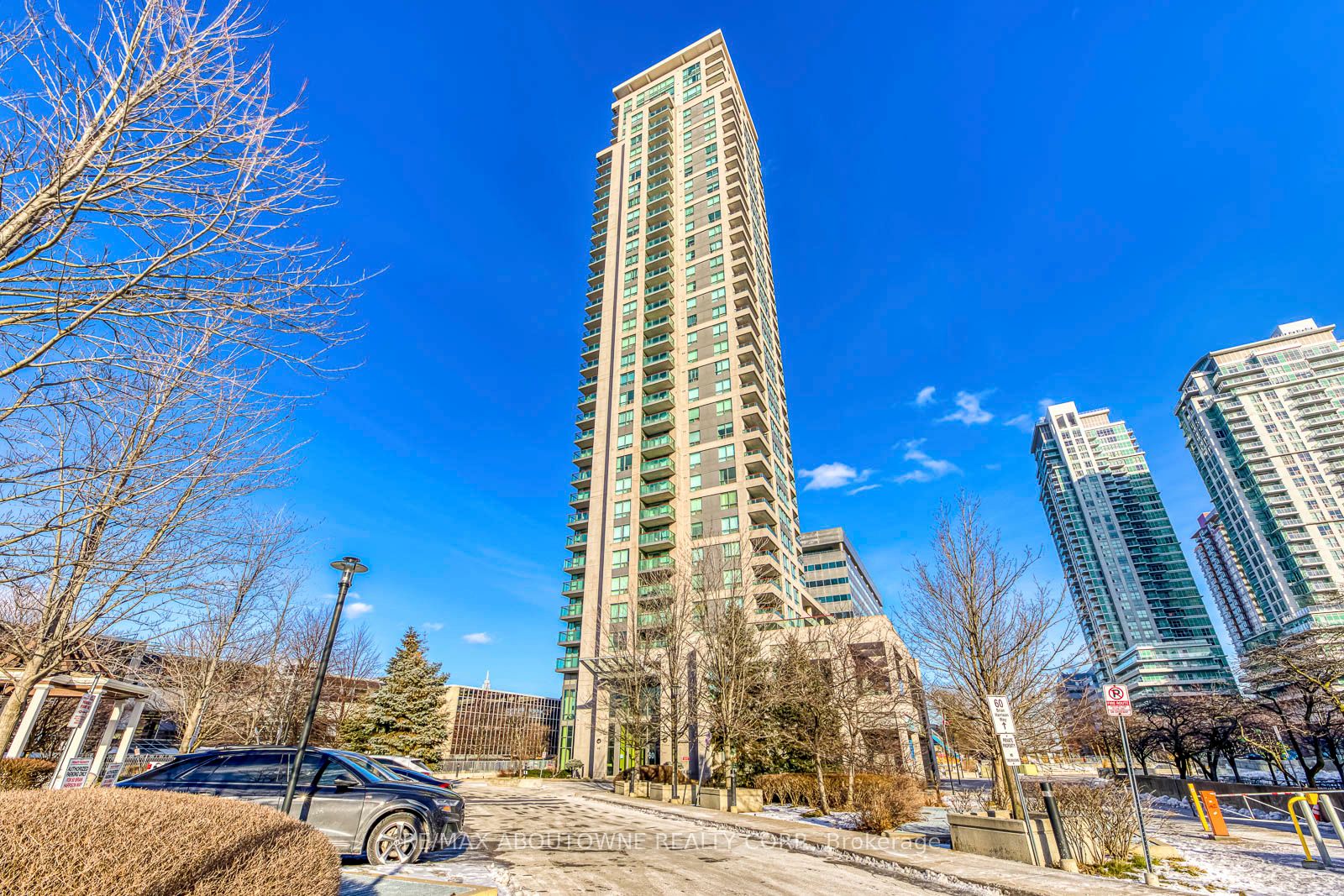 60 Brian Harrison Way 3107, Toronto, ON M1P 5J5