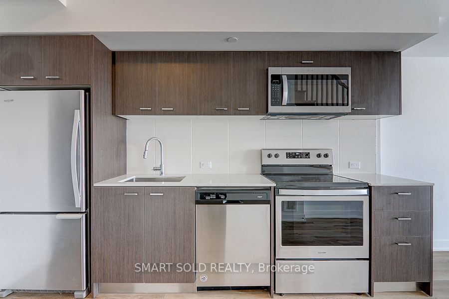 2100 Bridletowne Circle 306, Toronto, ON M1W 0A6 photo 3