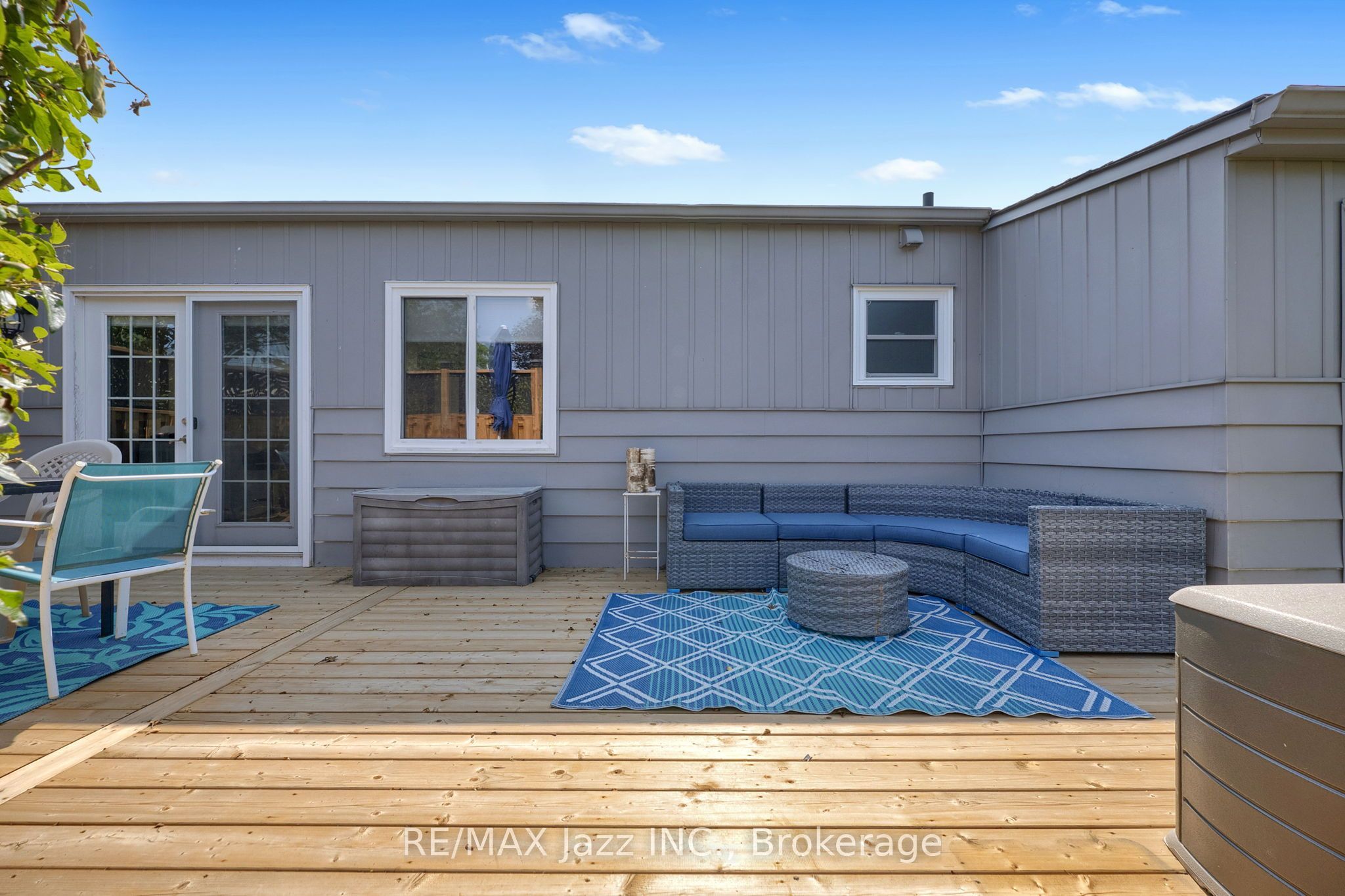 8 Wheelhouse Drive, Clarington, ON L1B 1B9 photo 3