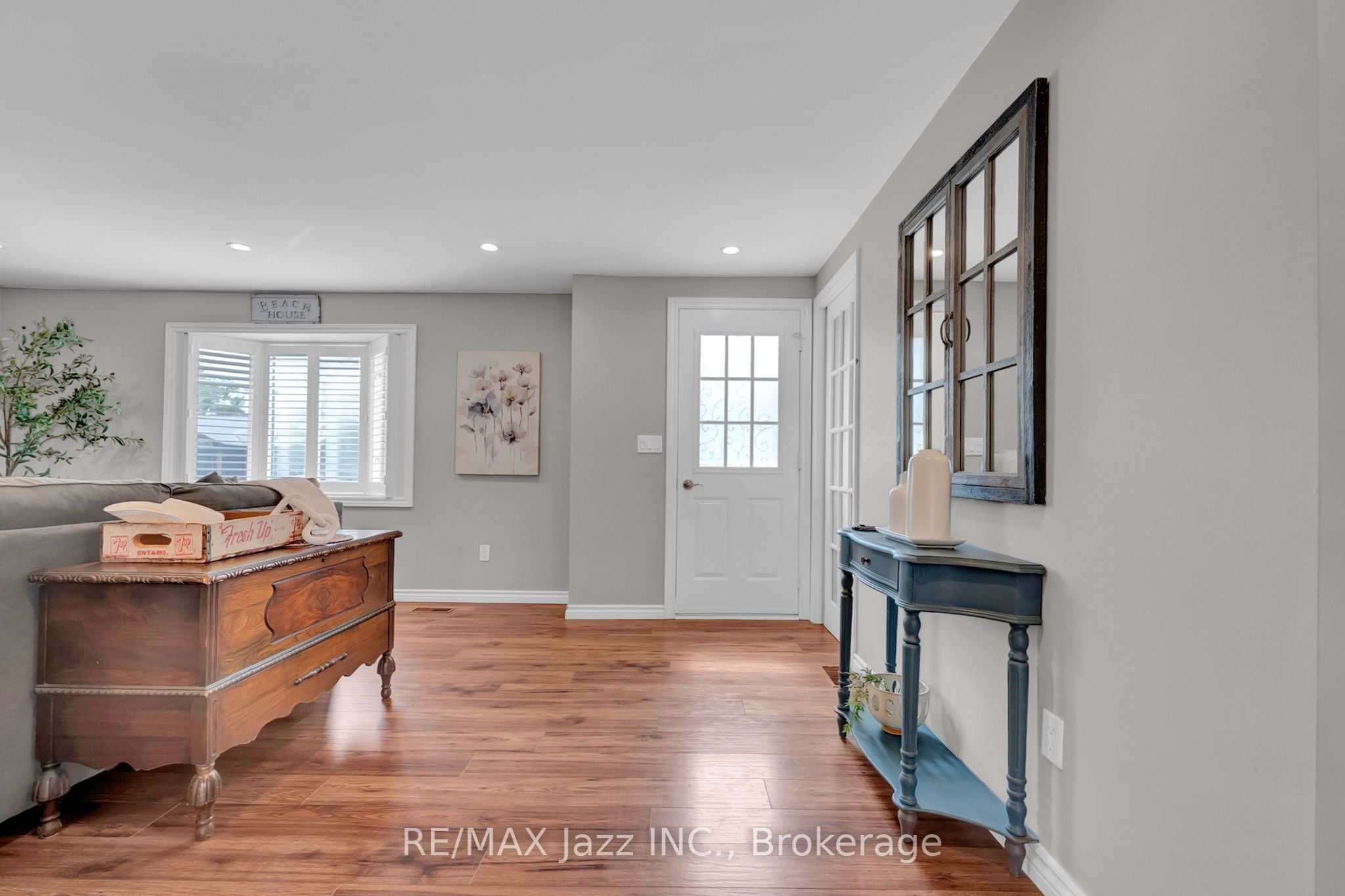 8 Wheelhouse Drive, Clarington, ON L1B 1B9 photo 4