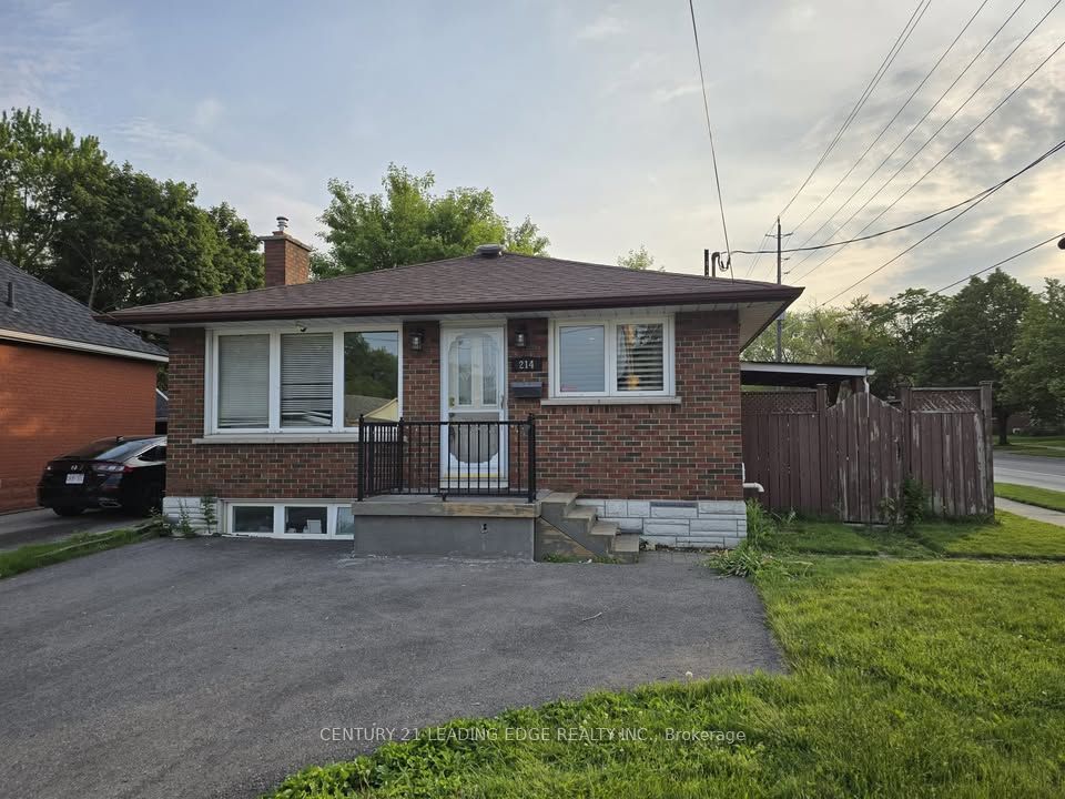 214 Gibbons Street Bsmt, Oshawa, ON L1J 4Y4