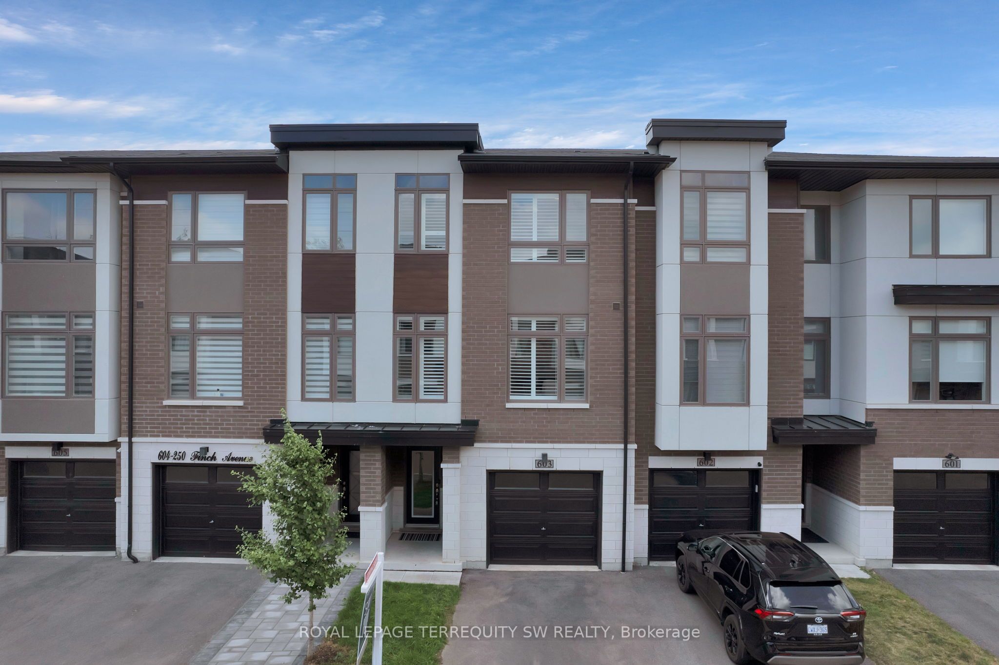 250 Finch Avenue 603, Pickering, ON L1V 0G6