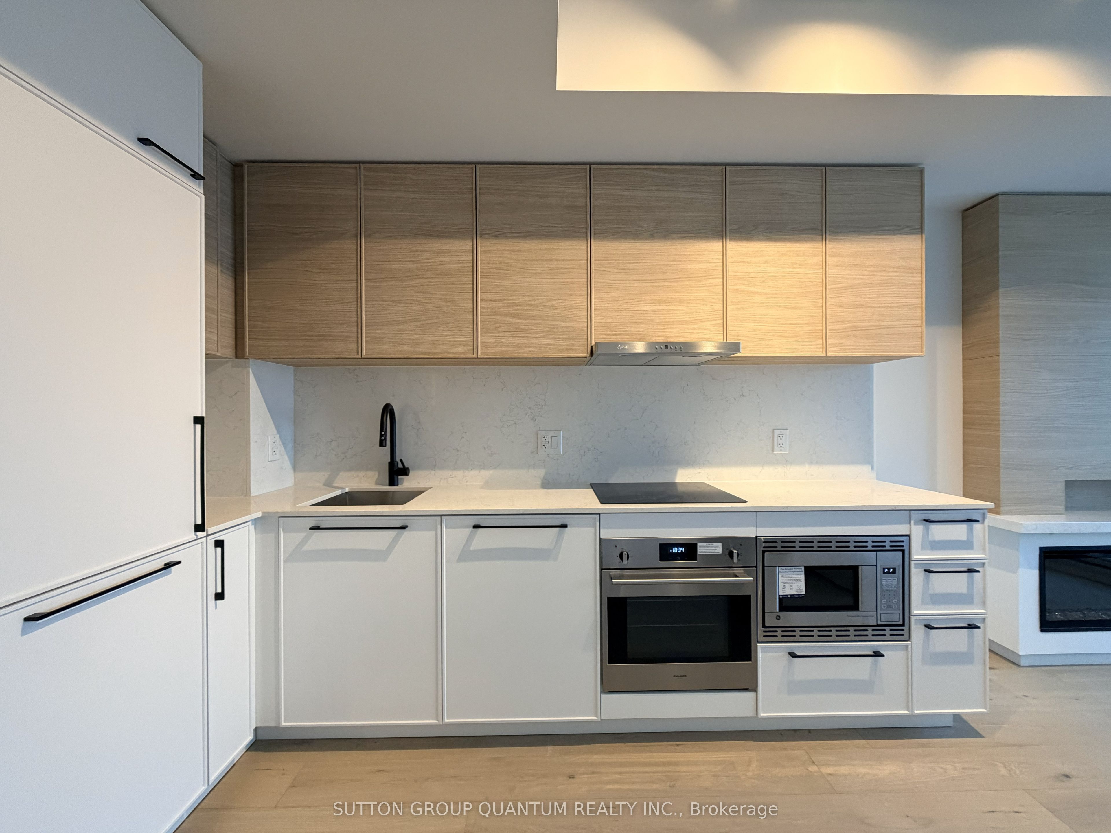 1050 Eastern Avenue 1314, Toronto, ON M4L 0B7 photo 2
