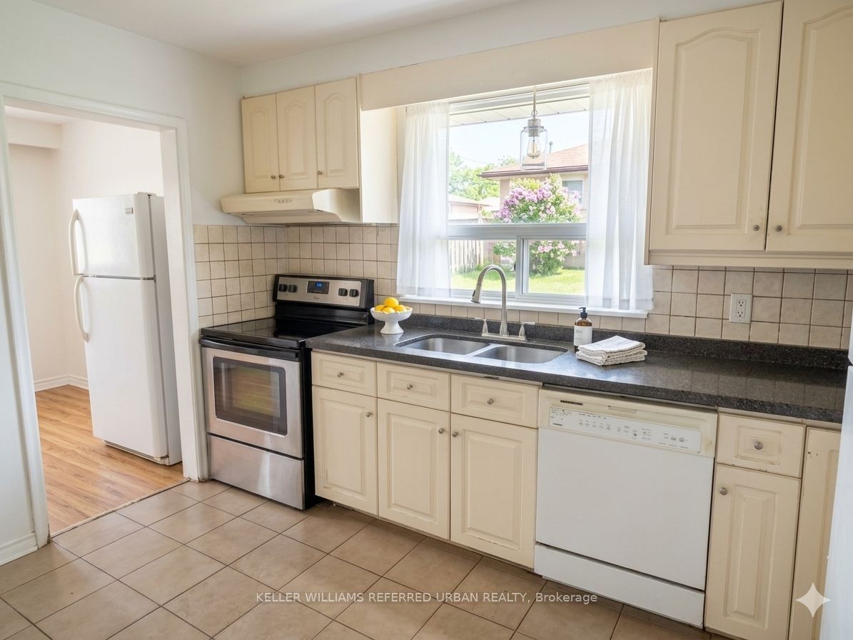 47 Crosland Drive, Toronto, ON M1R 4M9 photo 3