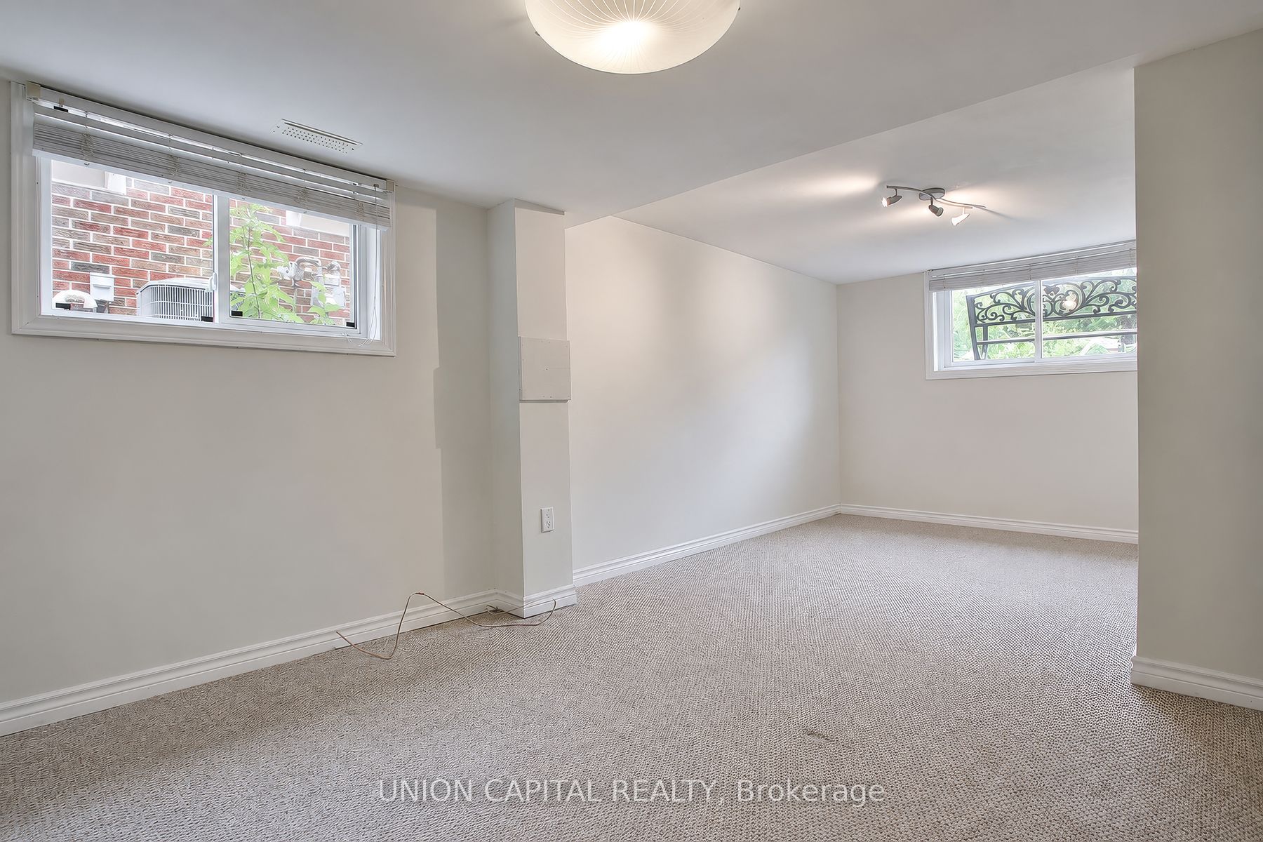 50 Wichey Road Lower, Toronto, ON M1C 2H9 photo 5