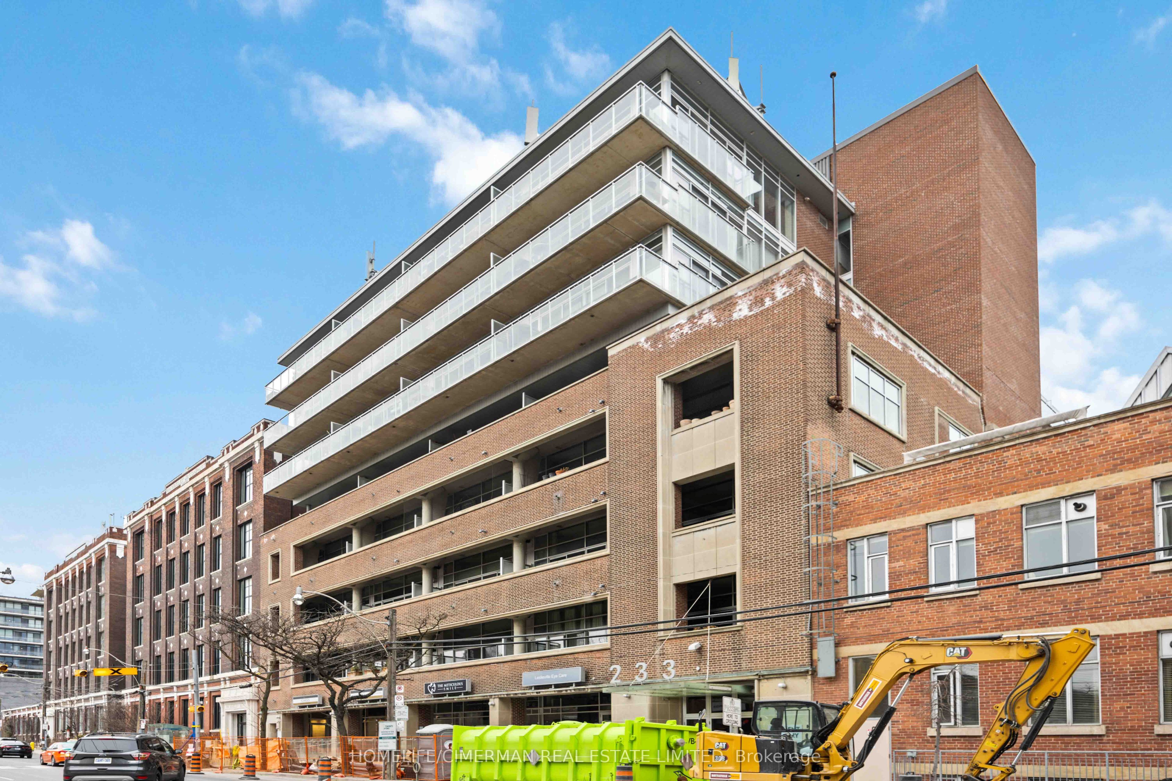 233 Carlaw Avenue 814, Toronto, ON M4M 3N6