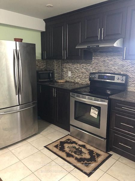 5A Gaudi Road, Toronto, ON M1B 5Y3 photo 2