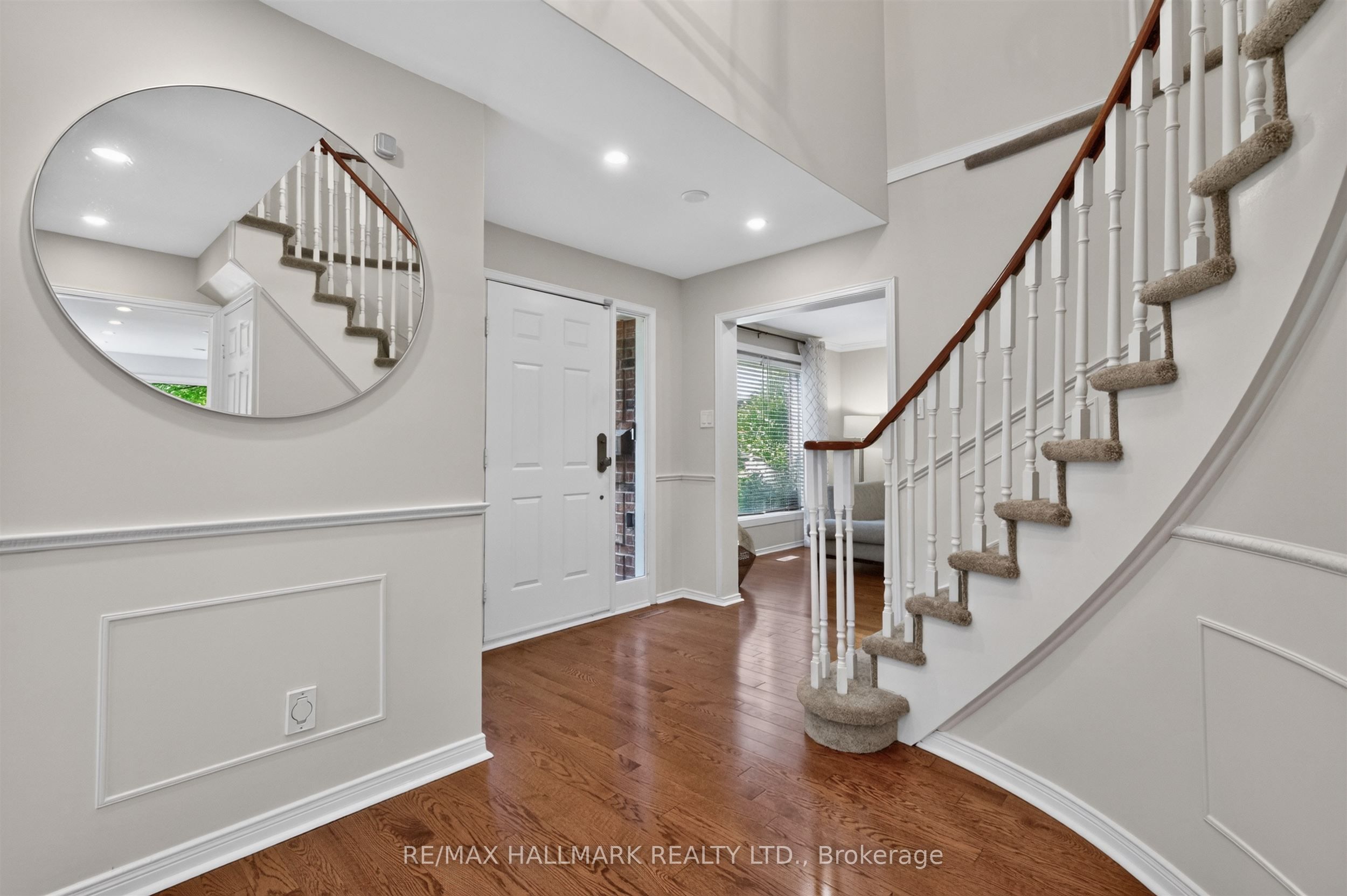 12 Karen Ann Crescent, Toronto, ON M1G 1M3 photo 3