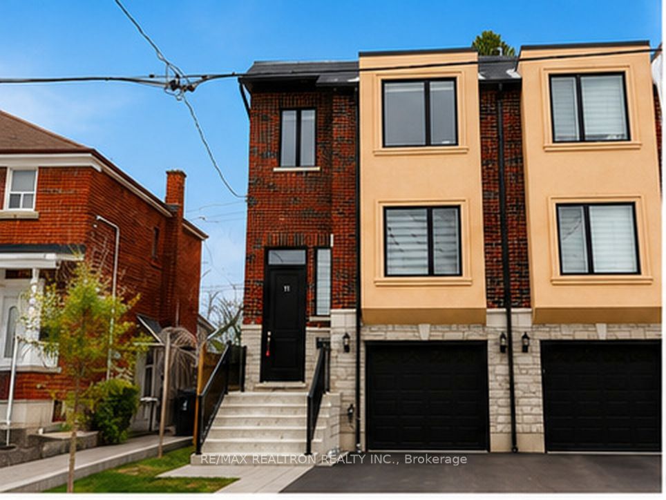 11 North Bonnington Avenue (Main Fl & 2nd Fl), Toronto, ON M1K 1X3