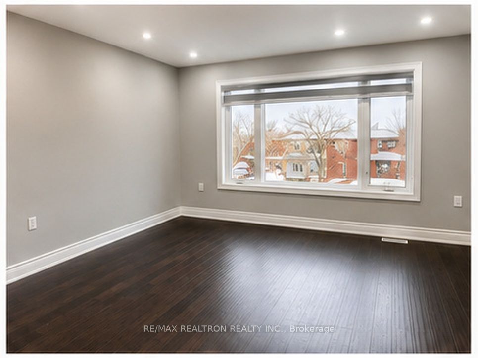 11 North Bonnington Avenue (Main Fl & 2nd Fl), Toronto, ON M1K 1X3 photo 5