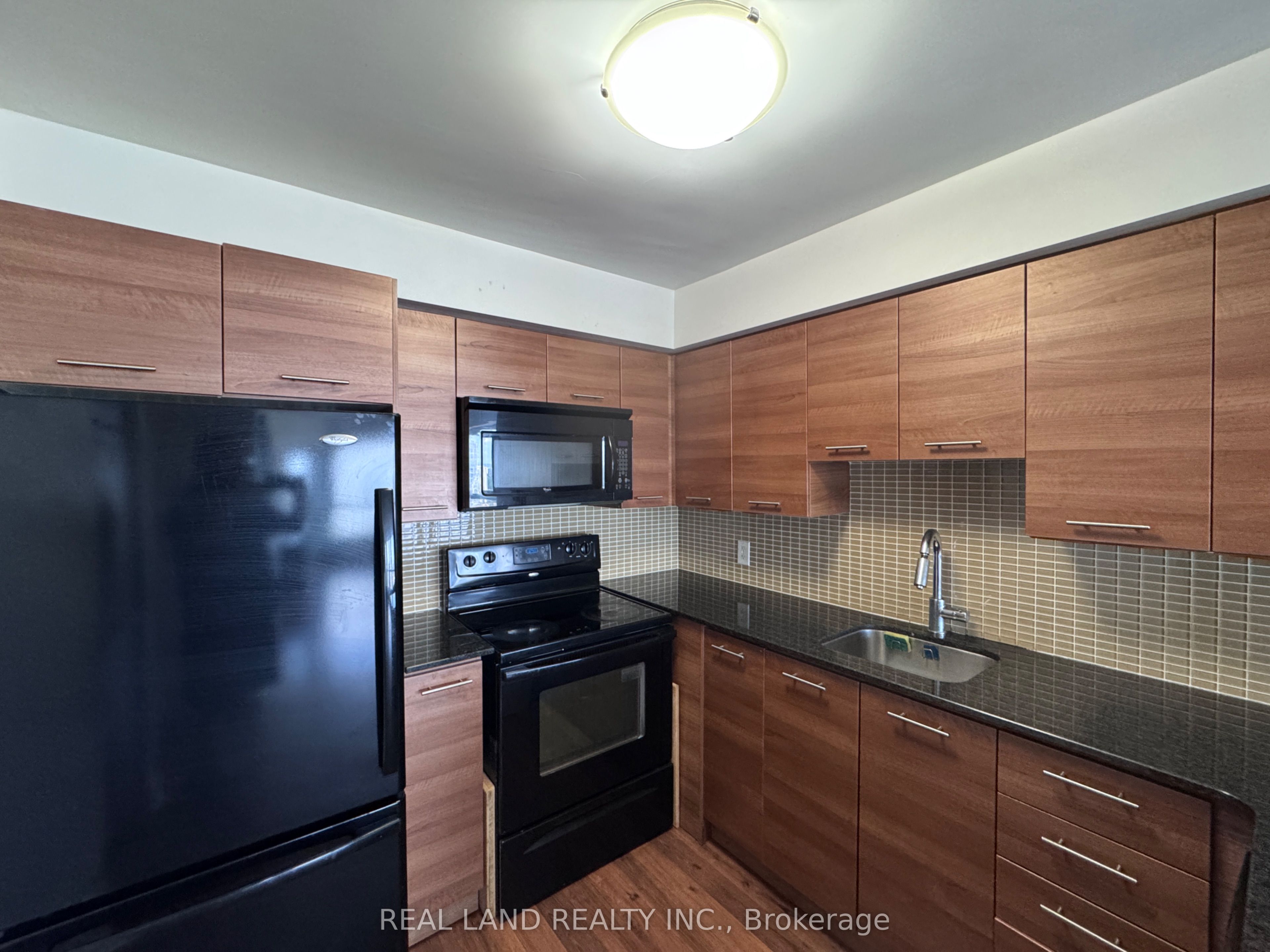 125 Village Green Square 2909, Toronto, ON M1S 0G3 photo 2