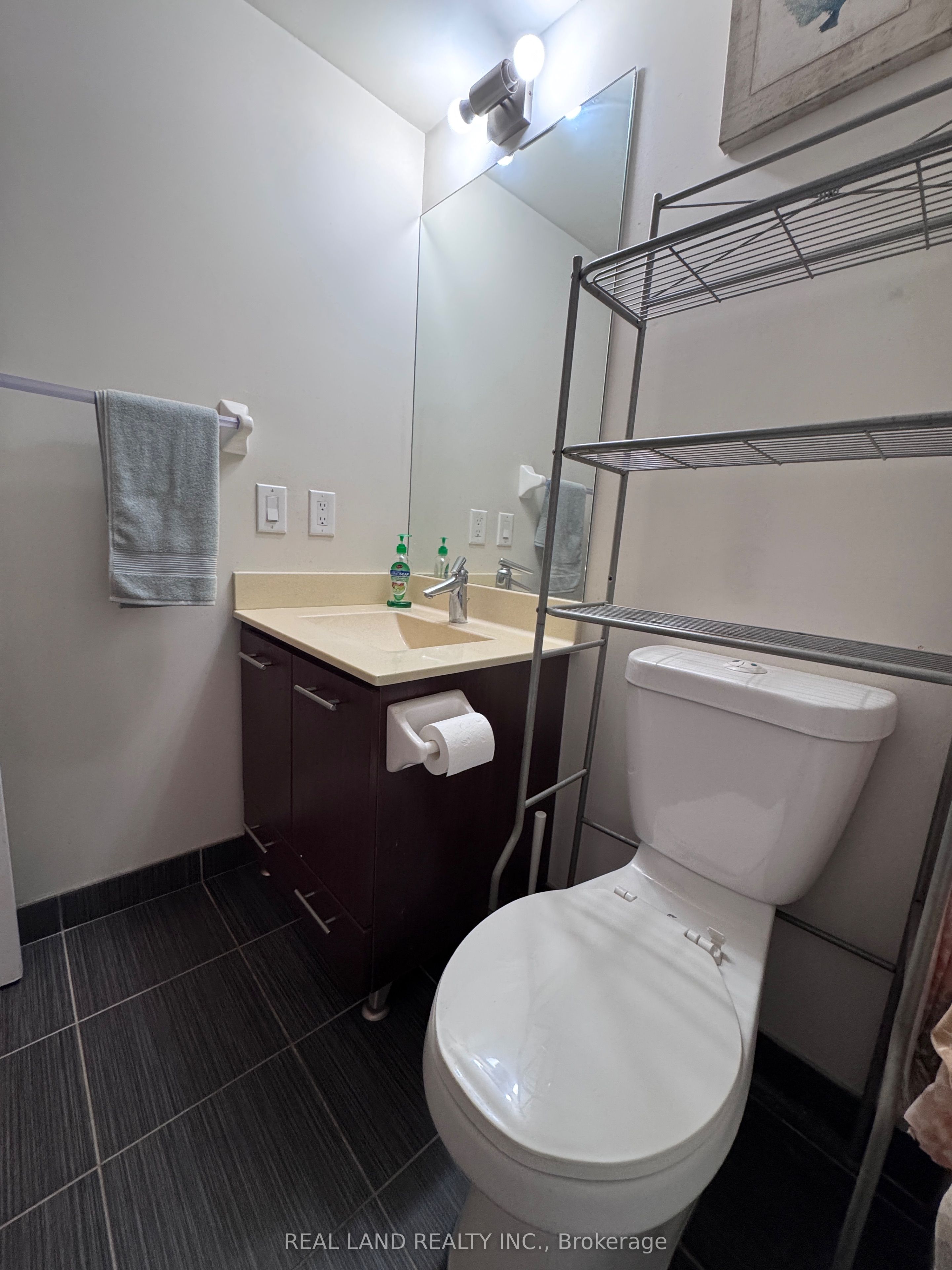 125 Village Green Square 2909, Toronto, ON M1S 0G3 photo 5