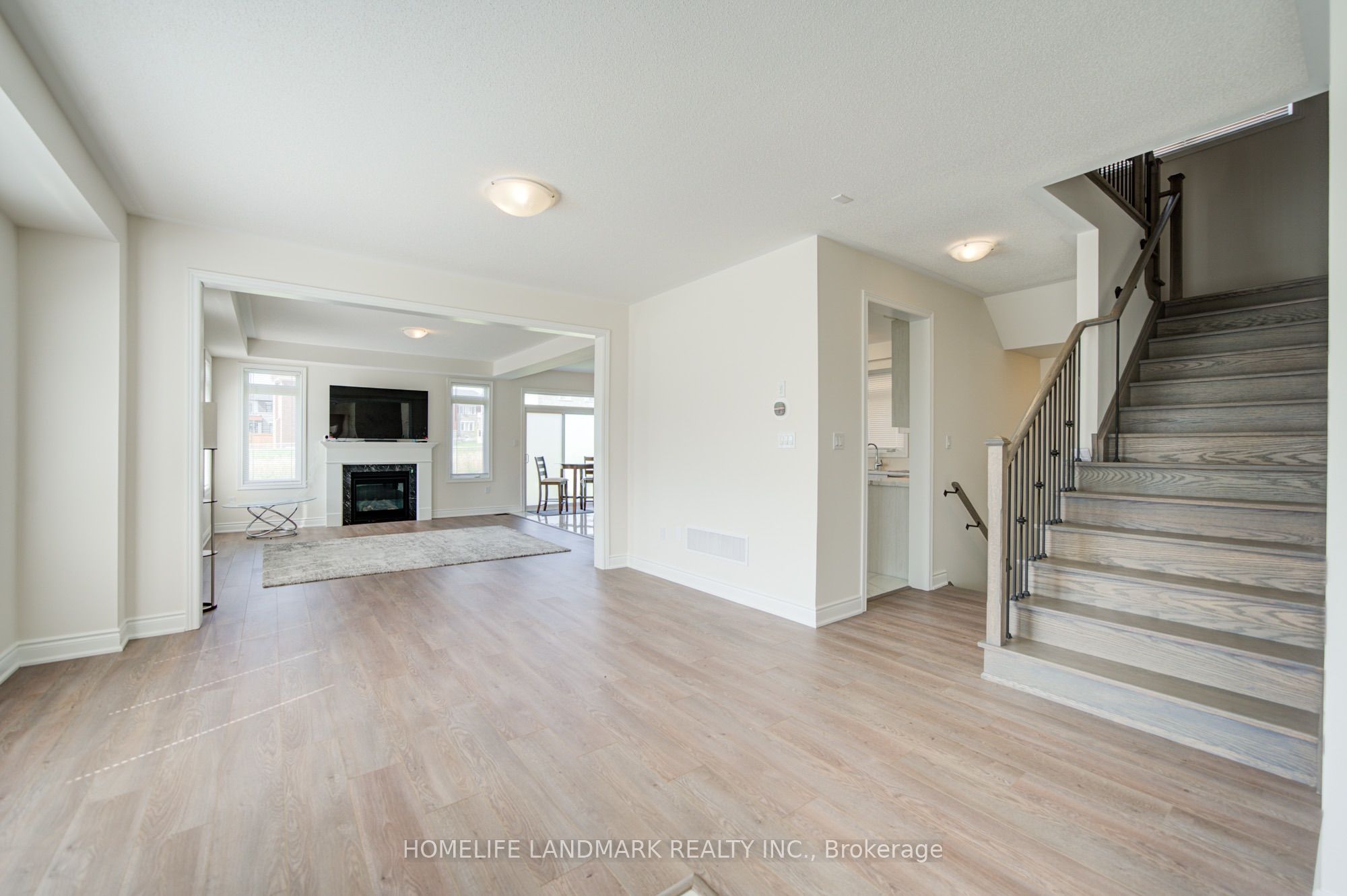 2151 Binbrook Drive, Oshawa, ON L1L 0W6 photo 5