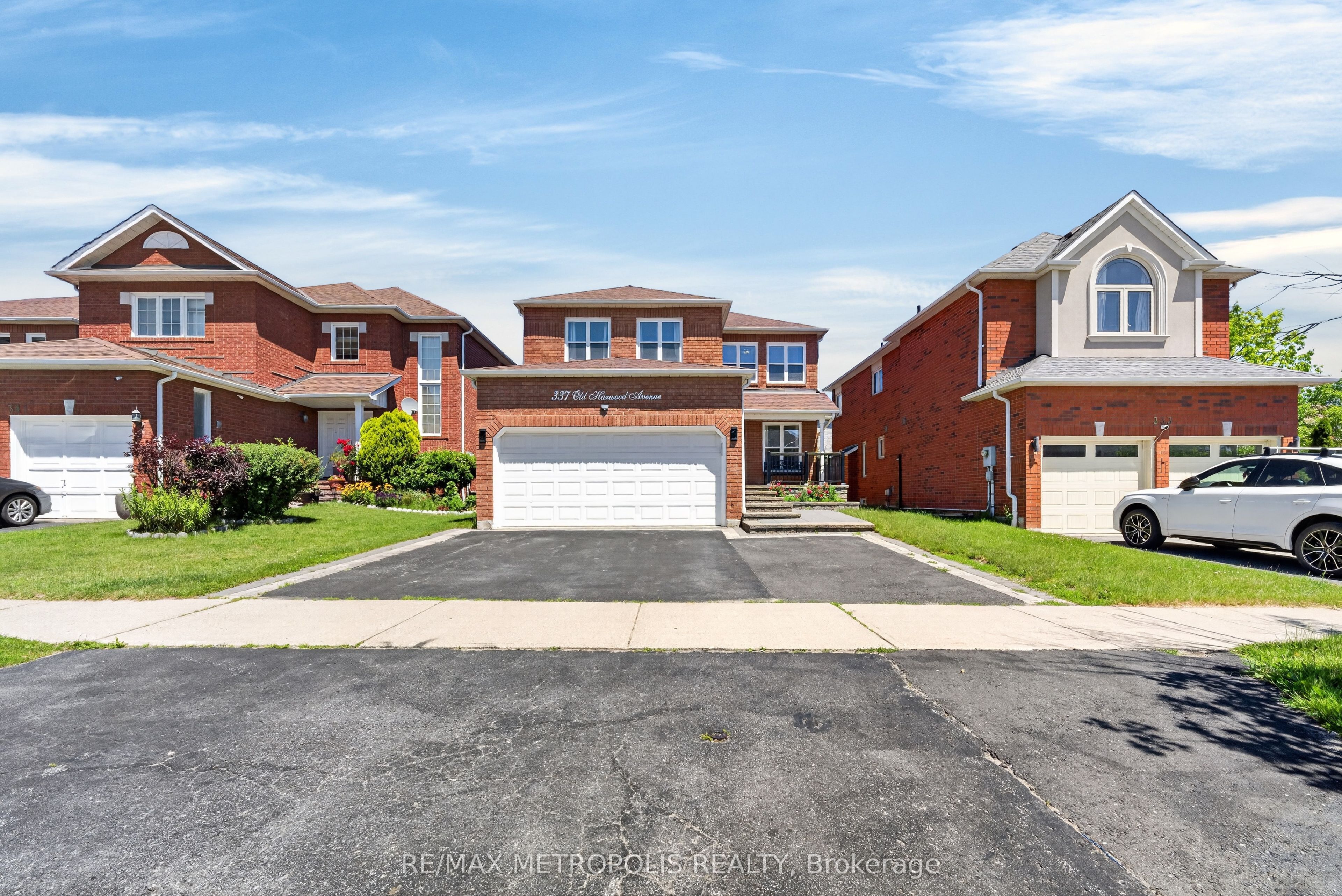 337 Old Harwood Avenue BSMT, Ajax, ON L1Z 1H9