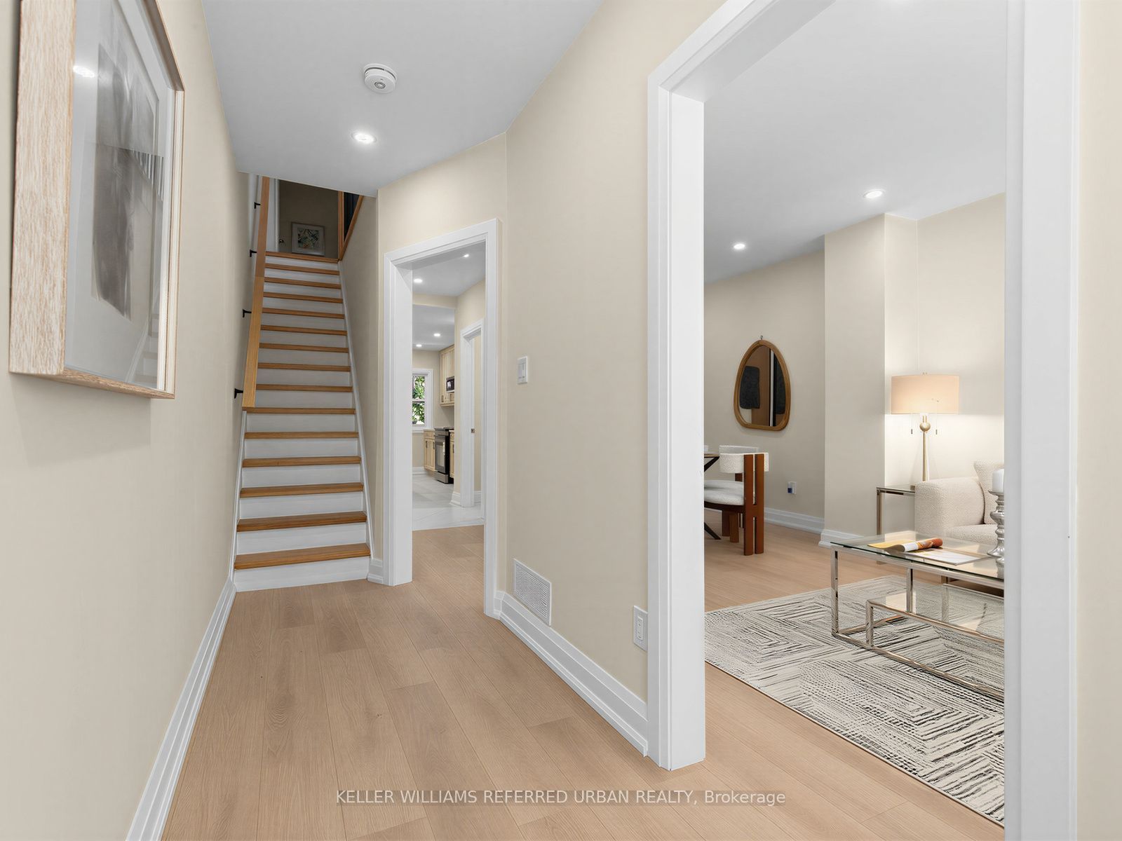 968 Eastern Avenue, Toronto, ON M4L 1A6 photo 2