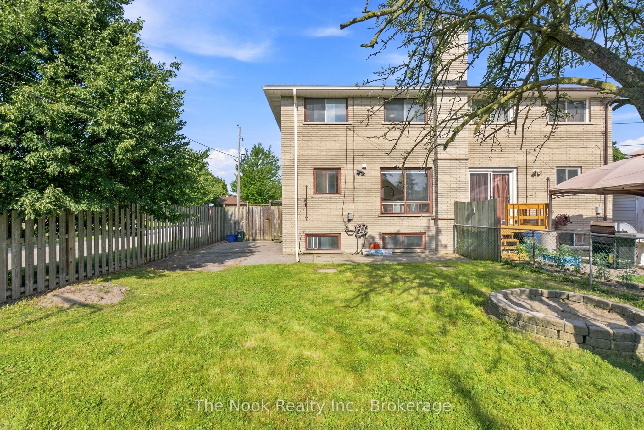 98 Durham Street, Oshawa, ON L1J 5P8 photo 2