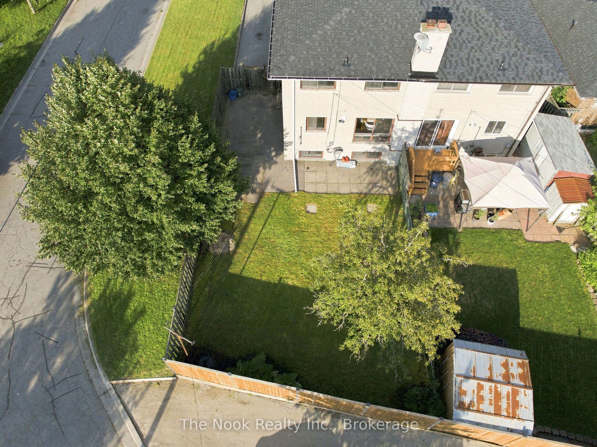 98 Durham Street, Oshawa, ON L1J 5P8 photo 4