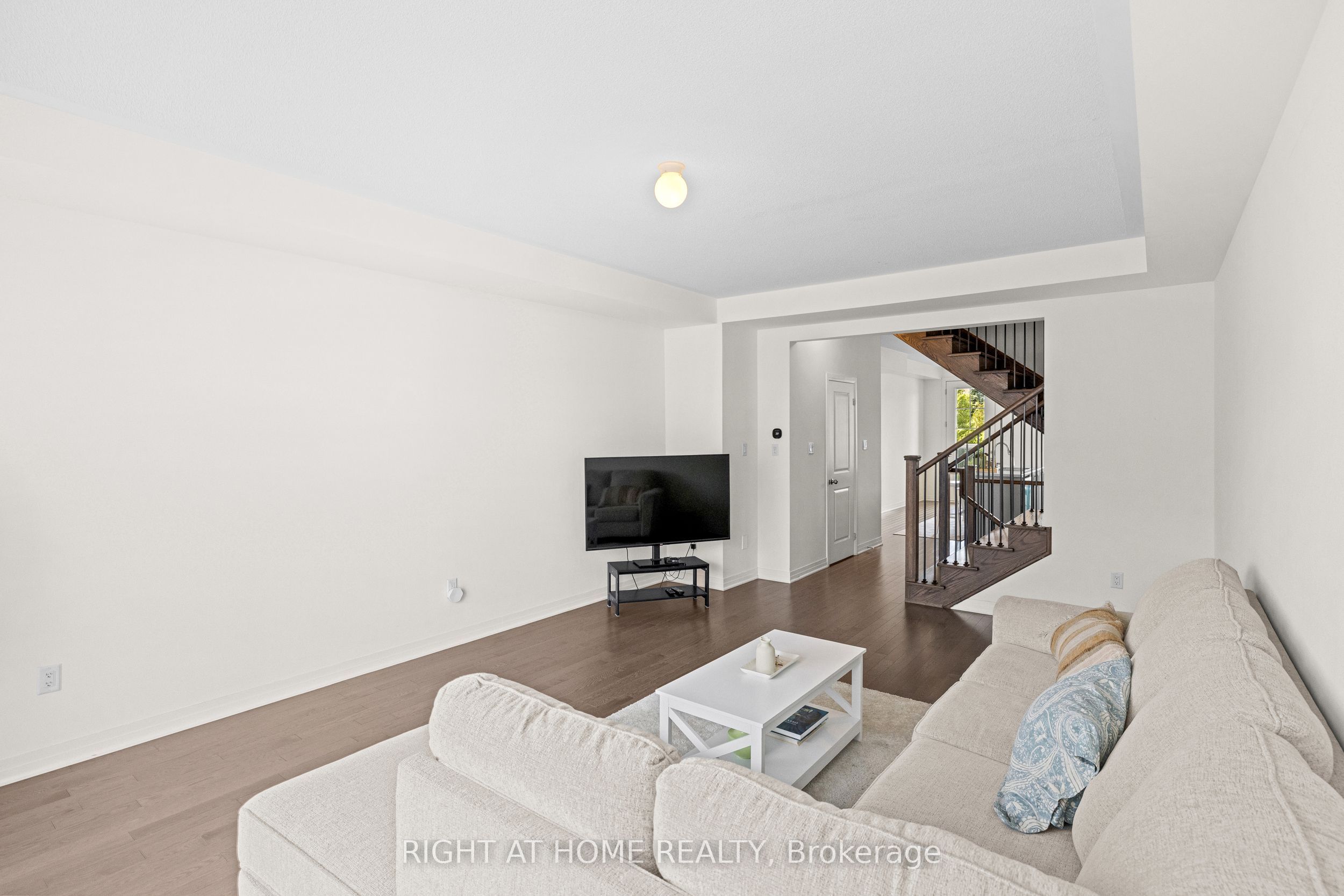 1475 Green Road, Clarington, ON L1C 7E8 photo 3