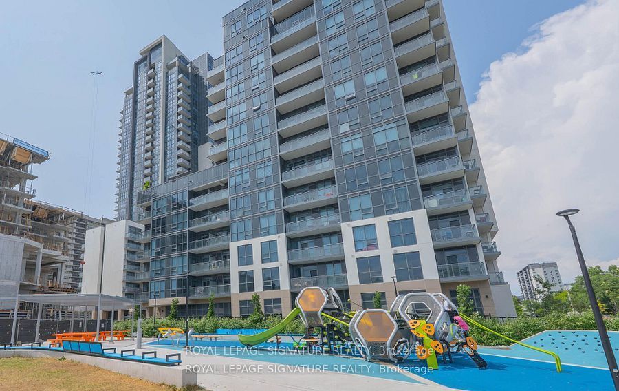 30 Meadowglen Place 519, Toronto, ON M1G 0A6