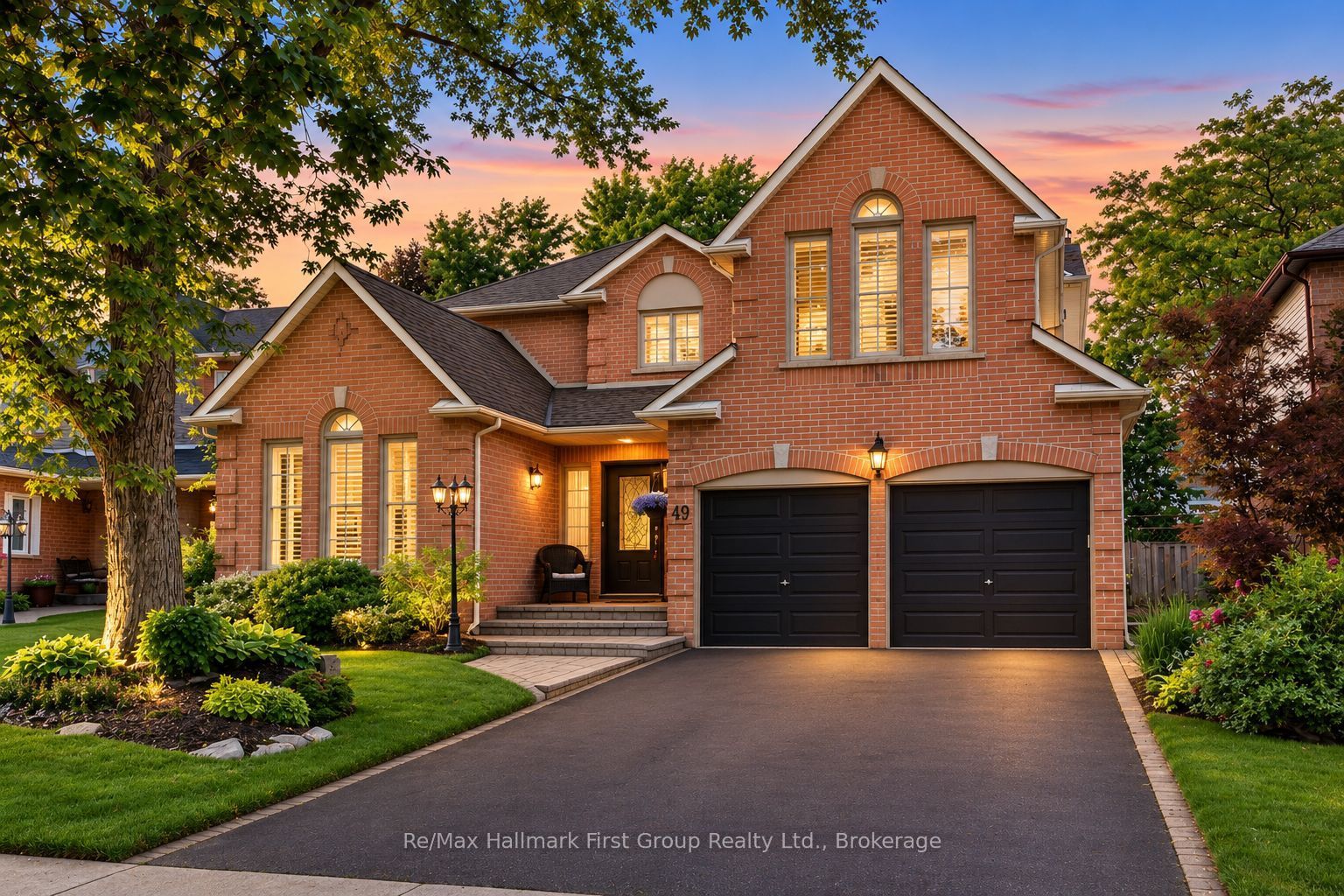 49 Rothean Drive, Whitby, ON L1P 1L5