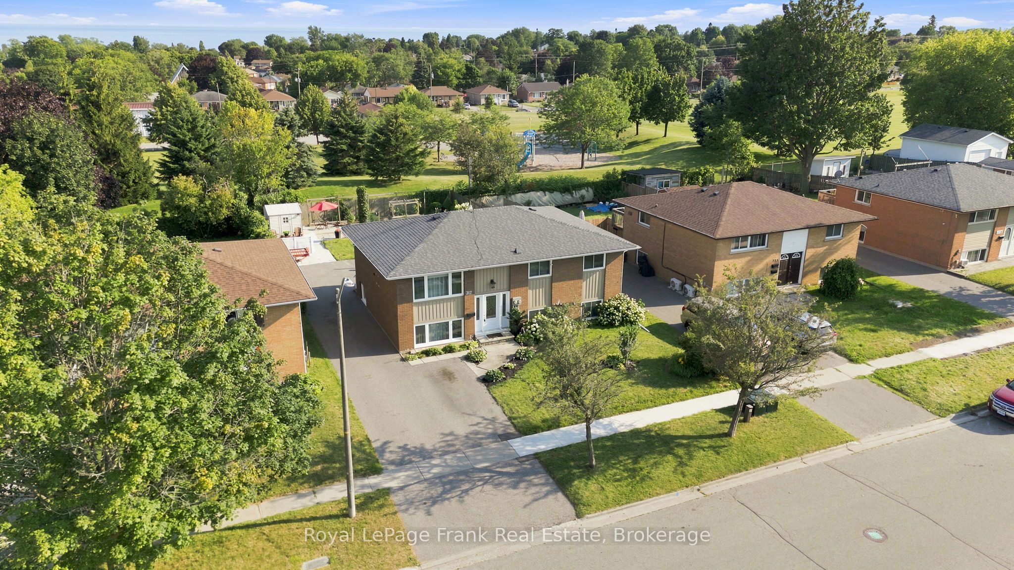 317 Dwight Avenue, Oshawa, ON L1J 1K8 photo 4