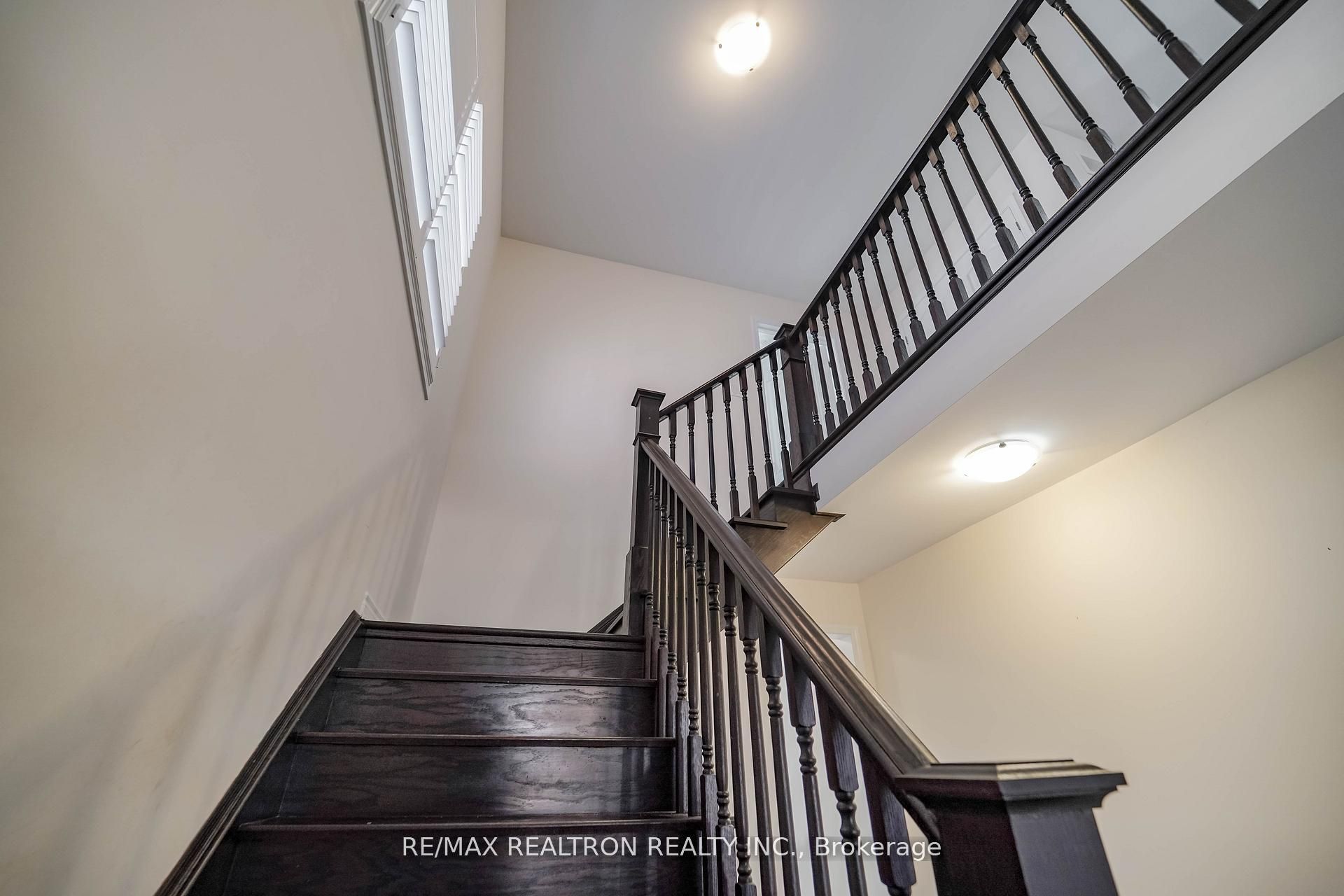 65 Westfield Drive, Whitby, ON L1P 0E9 photo 5