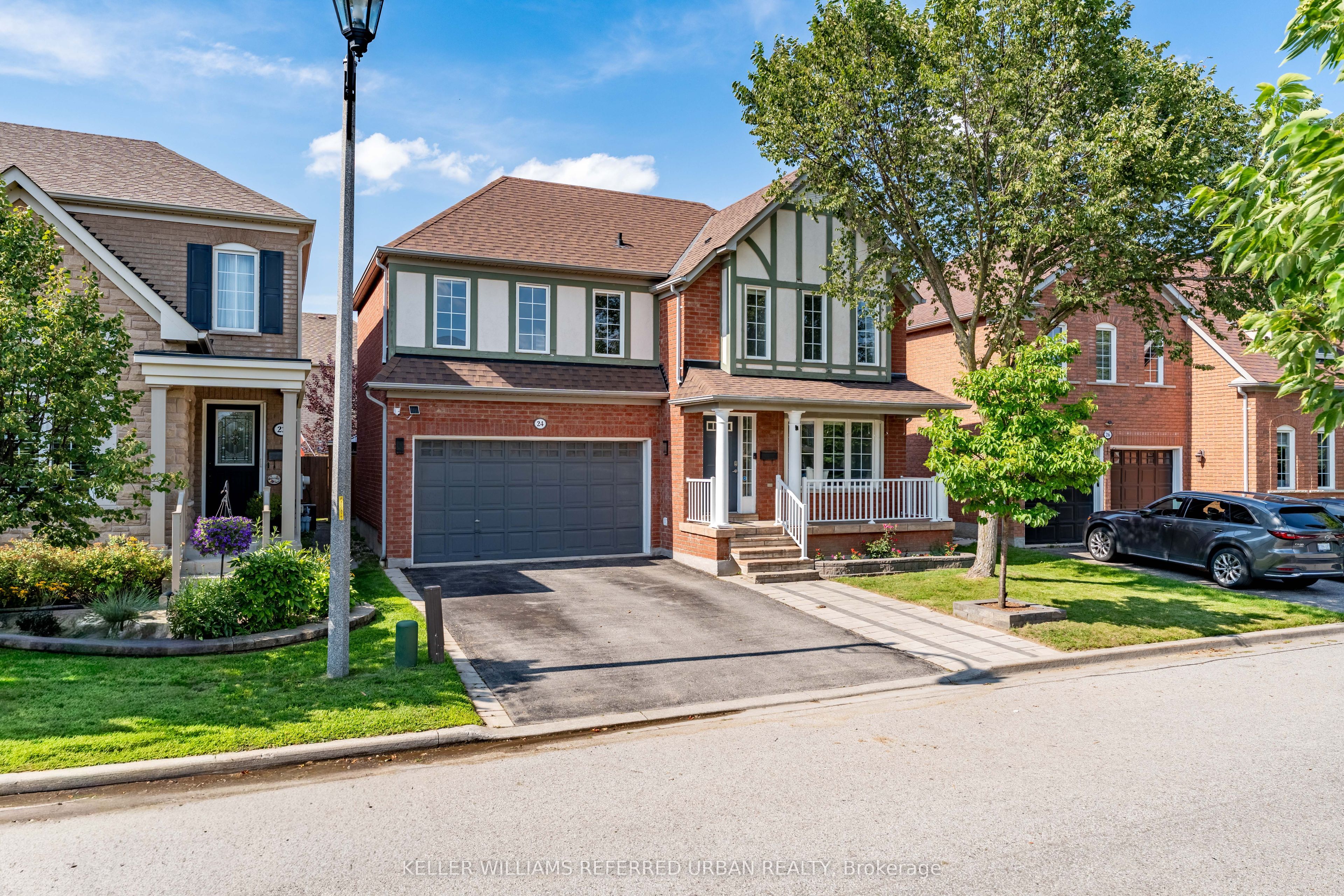 24 Bradbury Crescent, Ajax, ON L1T 4H5 photo 2