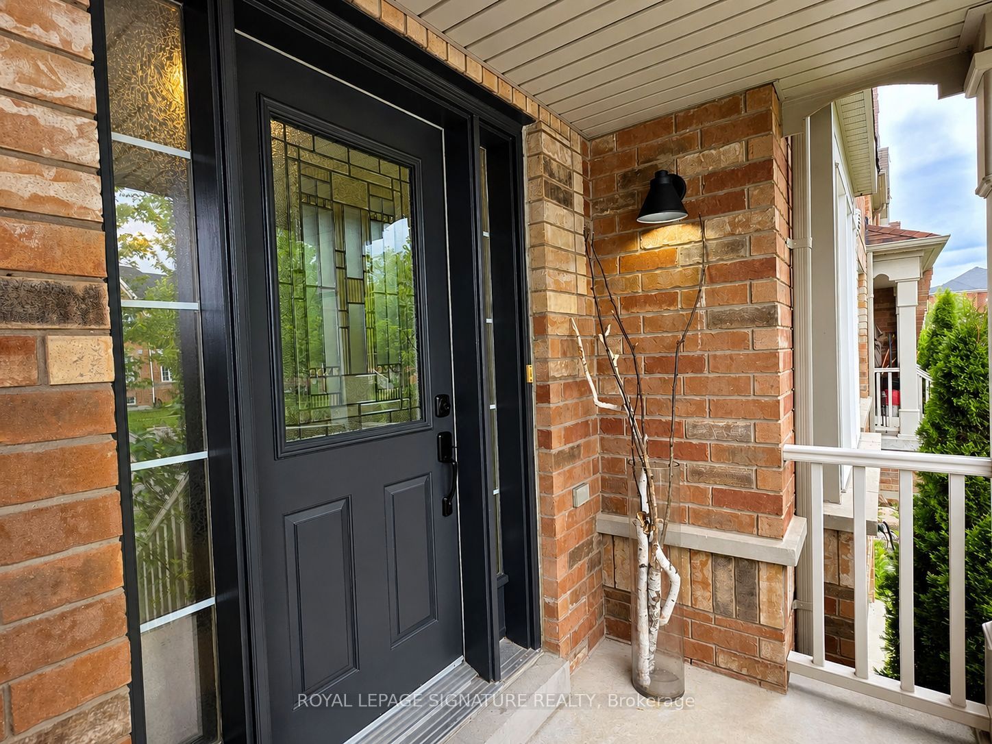 12 Blytheway Gate, Ajax, ON L1T 0J5 photo 3
