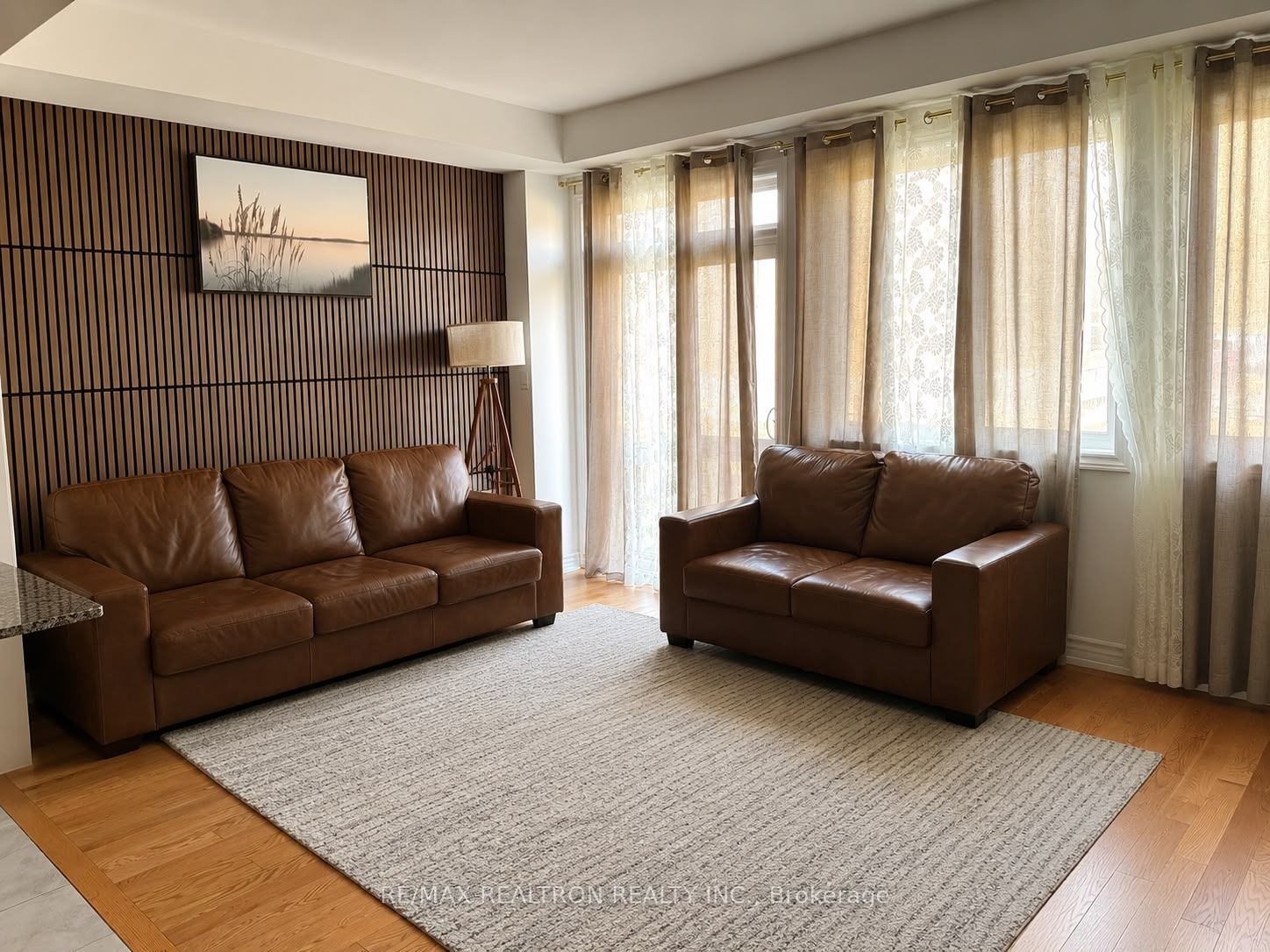 186 Closson Drive, Whitby, ON L1P 0M6 photo 4