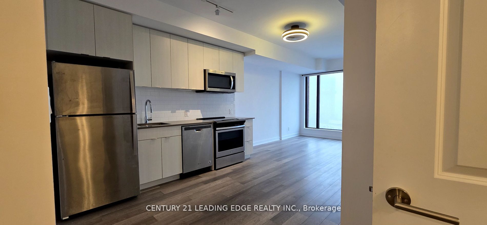2799 Kingston Road 610, Toronto, ON M1M 0E3 photo 4