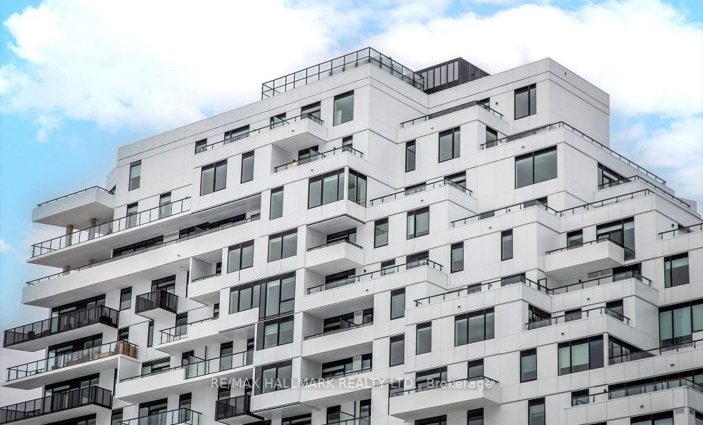 1050 Eastern Avenue 823, Toronto, ON M4L 0B7