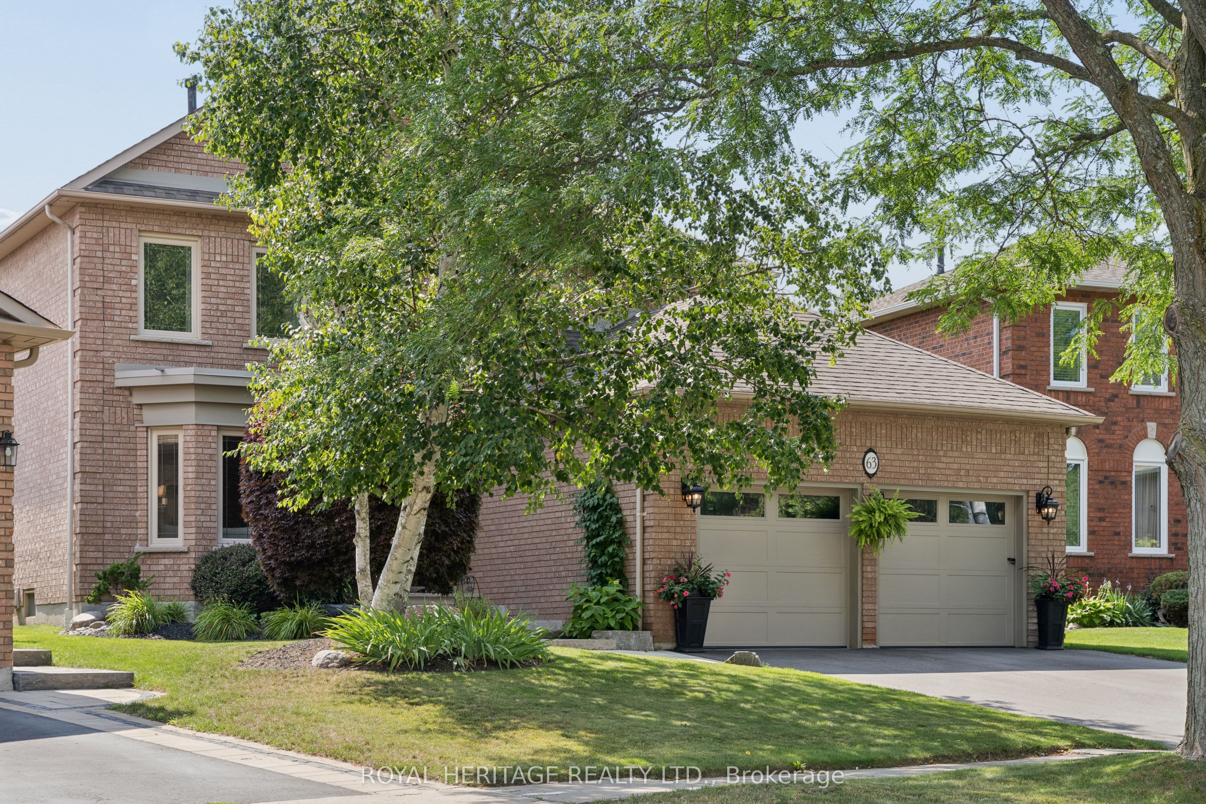 63 Kennett Drive, Whitby, ON L1P 1L5