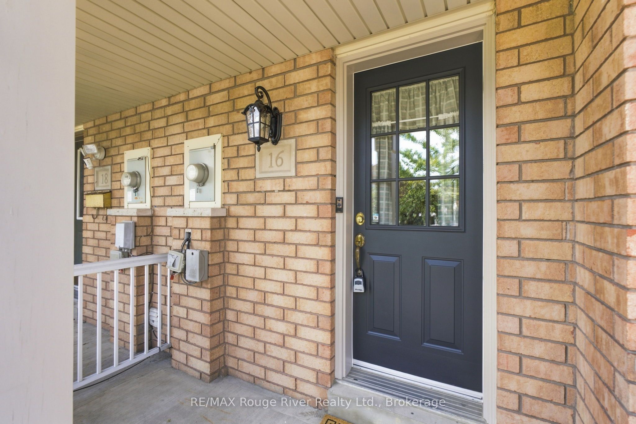 16 Plantation Court, Whitby, ON L1P 1R2 photo 4