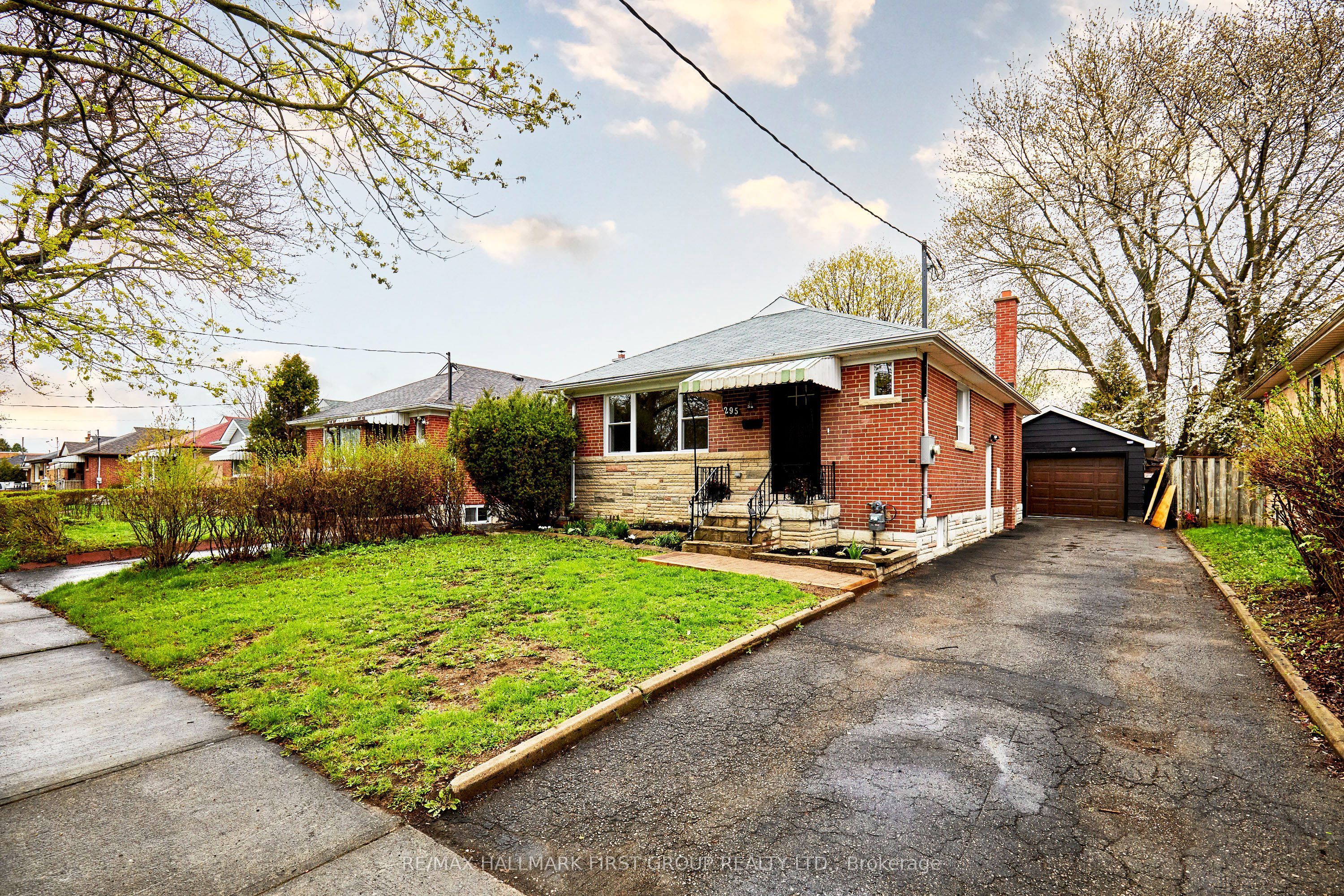 295 Baldwin Street, Oshawa, ON L1H 6H5
