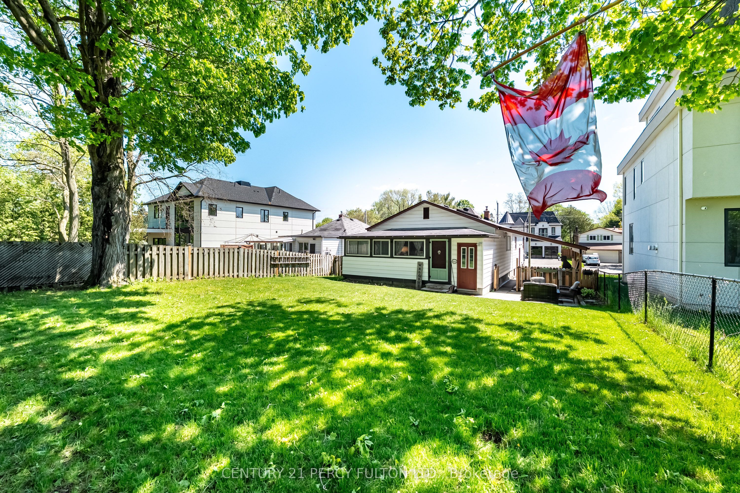 1986 Guild Road, Pickering, ON L1V 1Y1 photo 2